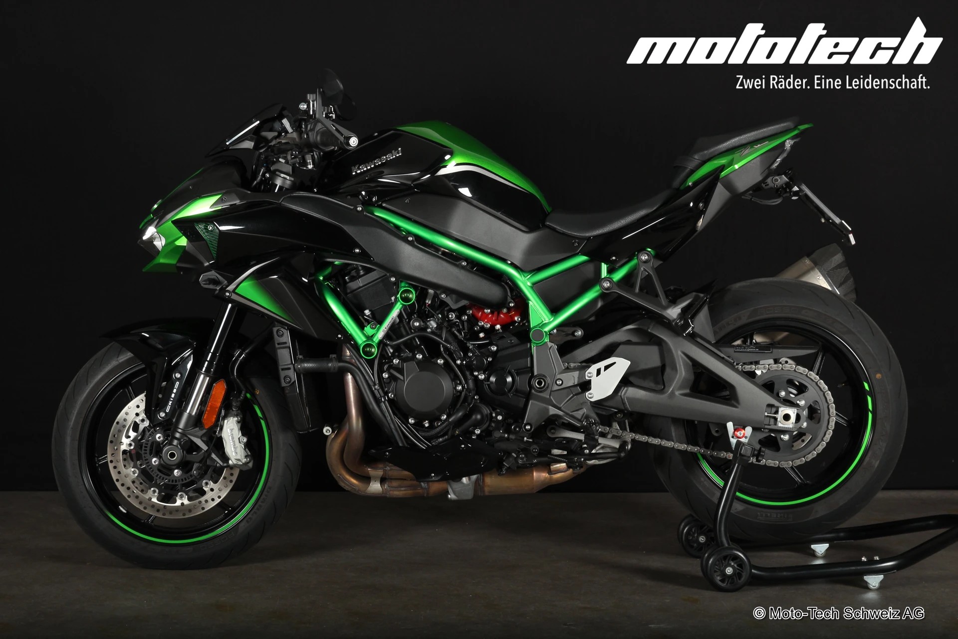 KAWASAKI Z H2 ABS AKRAPOVIC + Stage 1-showroom-element-3