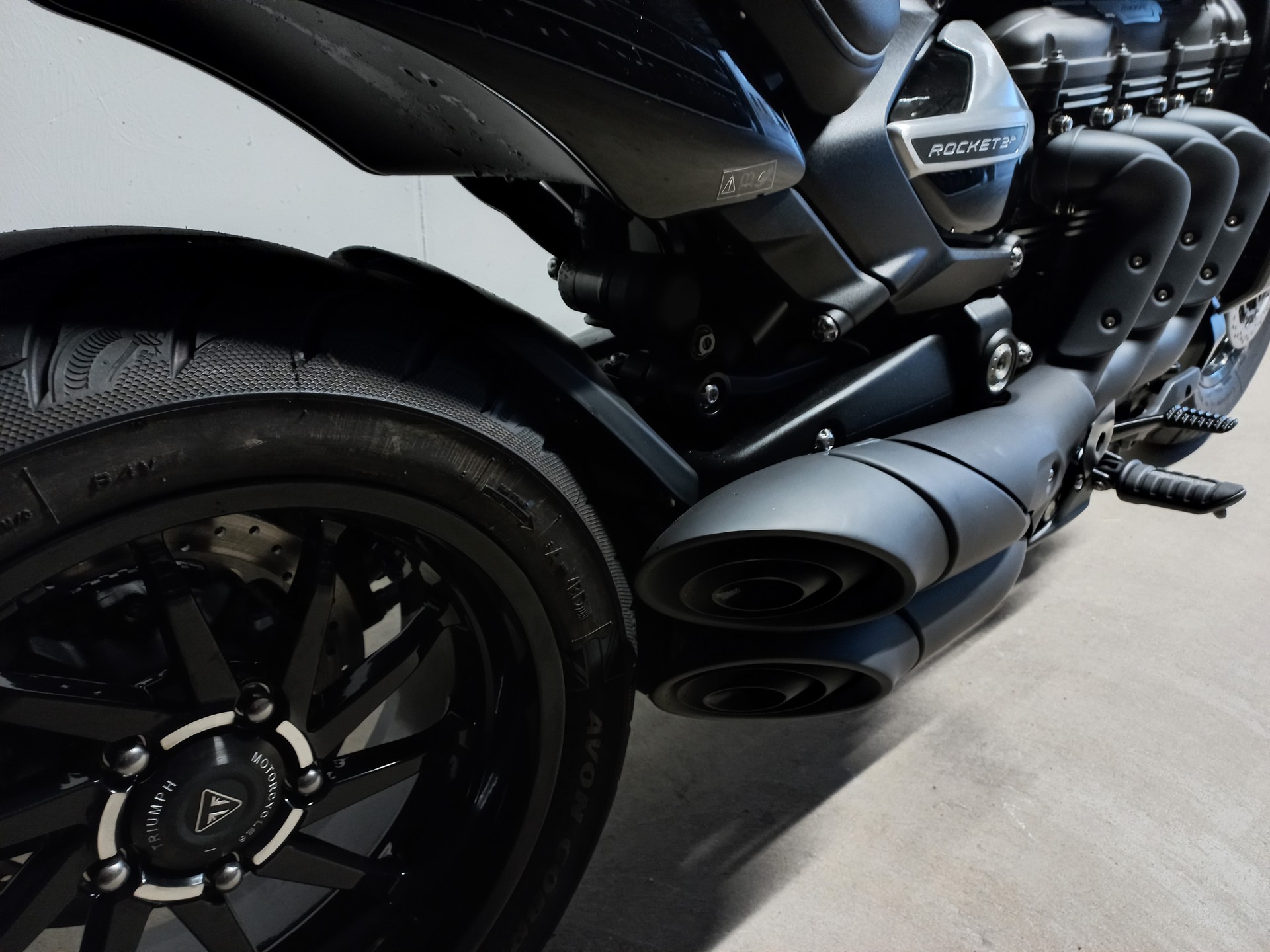 TRIUMPH Rocket 3 Storm R-image-8