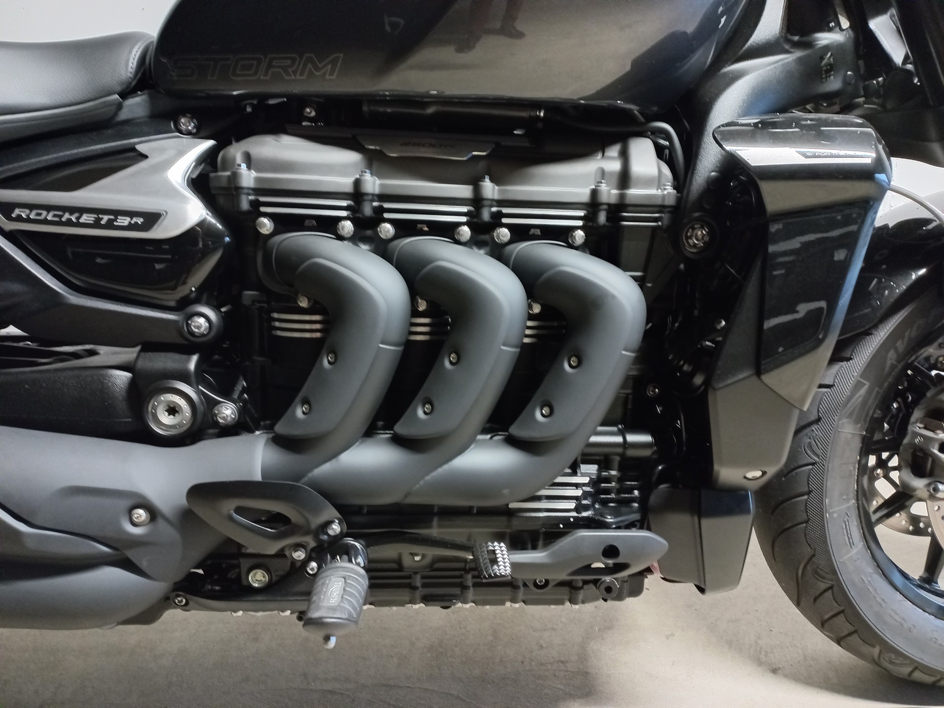 TRIUMPH Rocket 3 Storm R-image-7