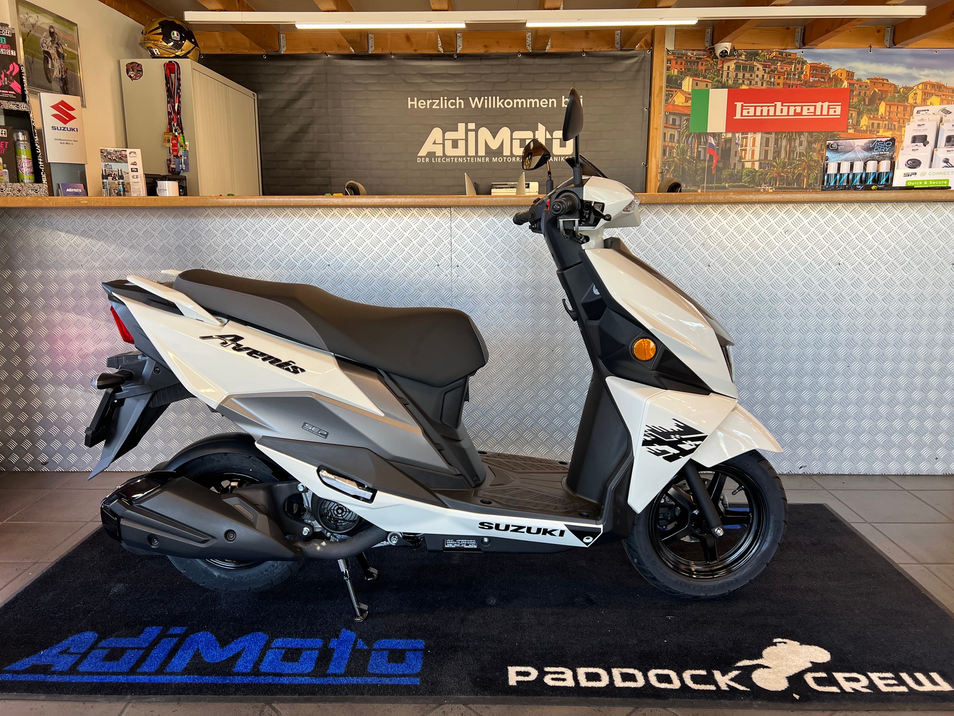 SUZUKI UN 125 Avenis