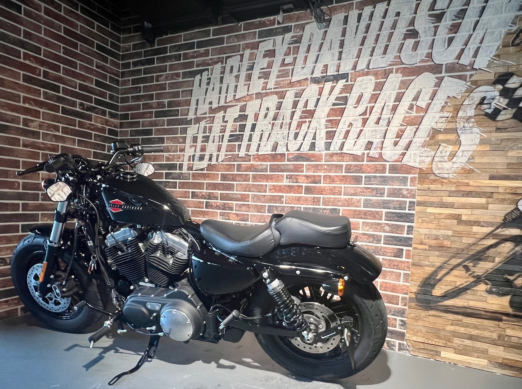 HARLEY-DAVIDSON XL 1200 X Forty Eight ABS-showroom-element-1