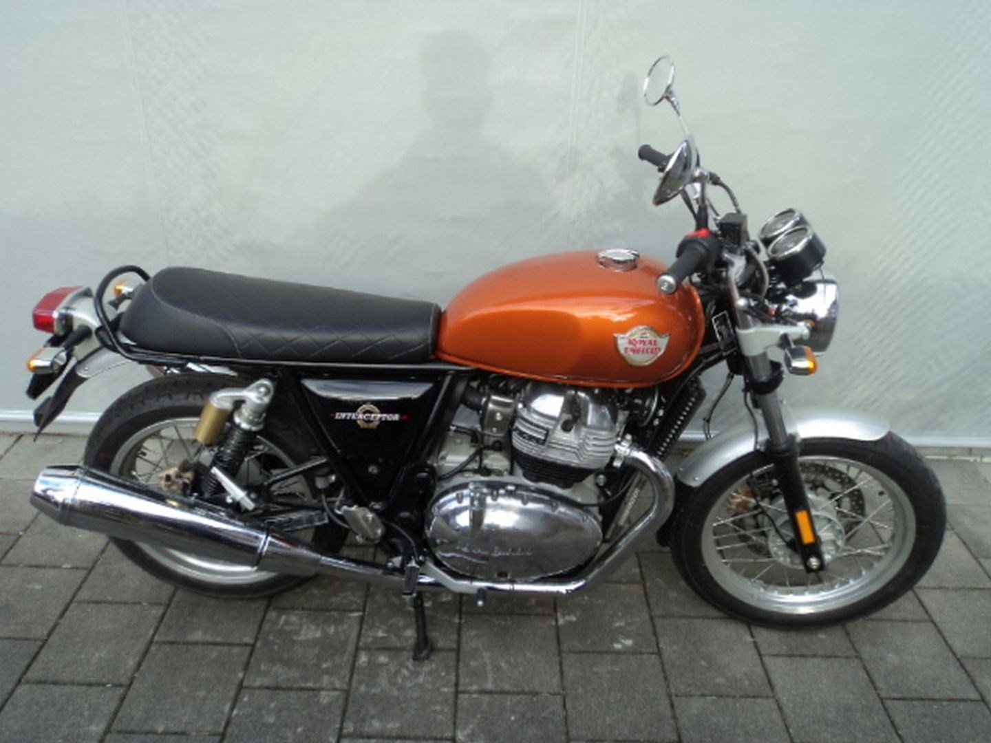 ROYAL ENFIELD INTERCEPTOR 650 TWIN E5