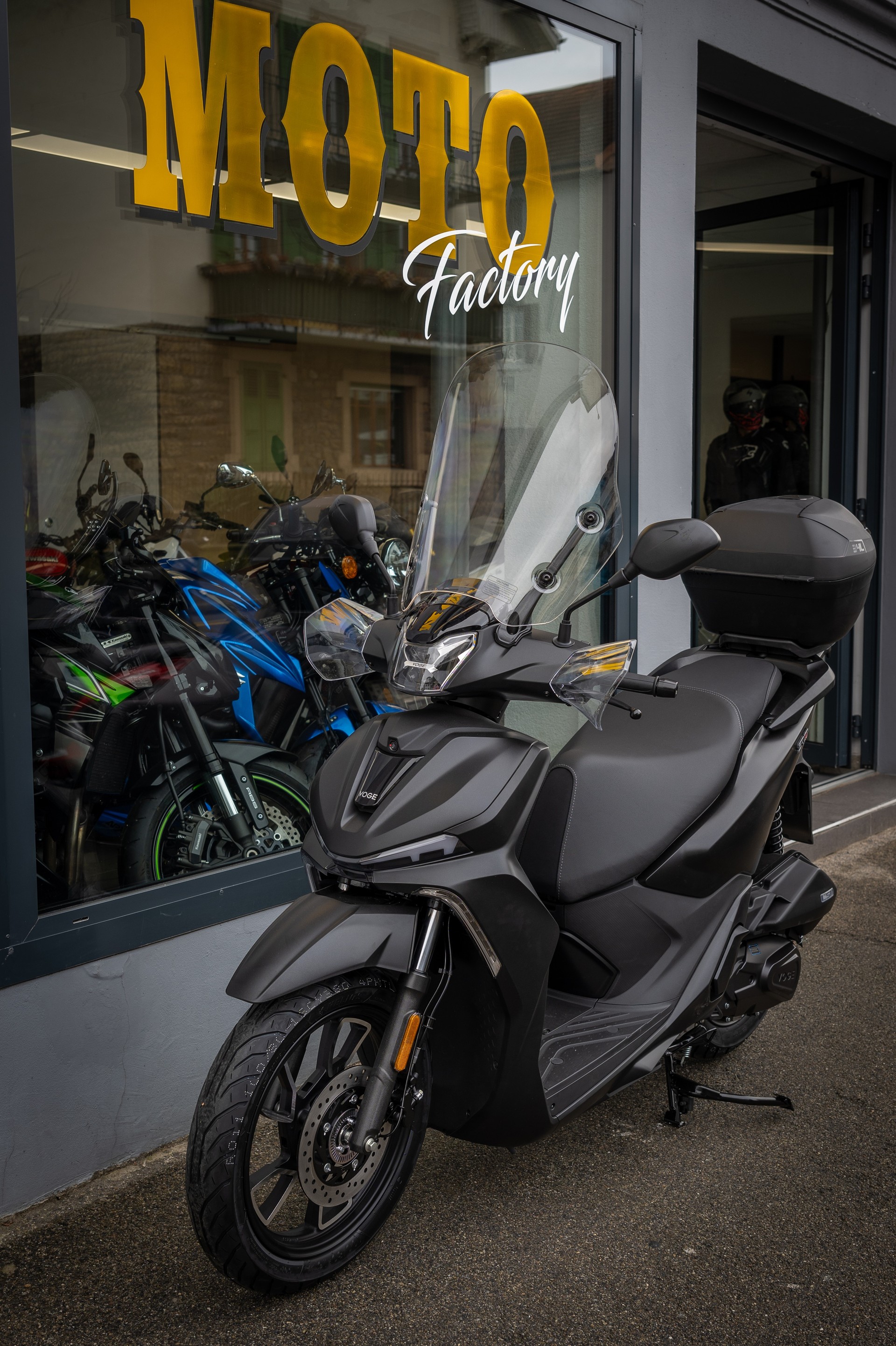 VOGE SR 16 125-showroom-element-3