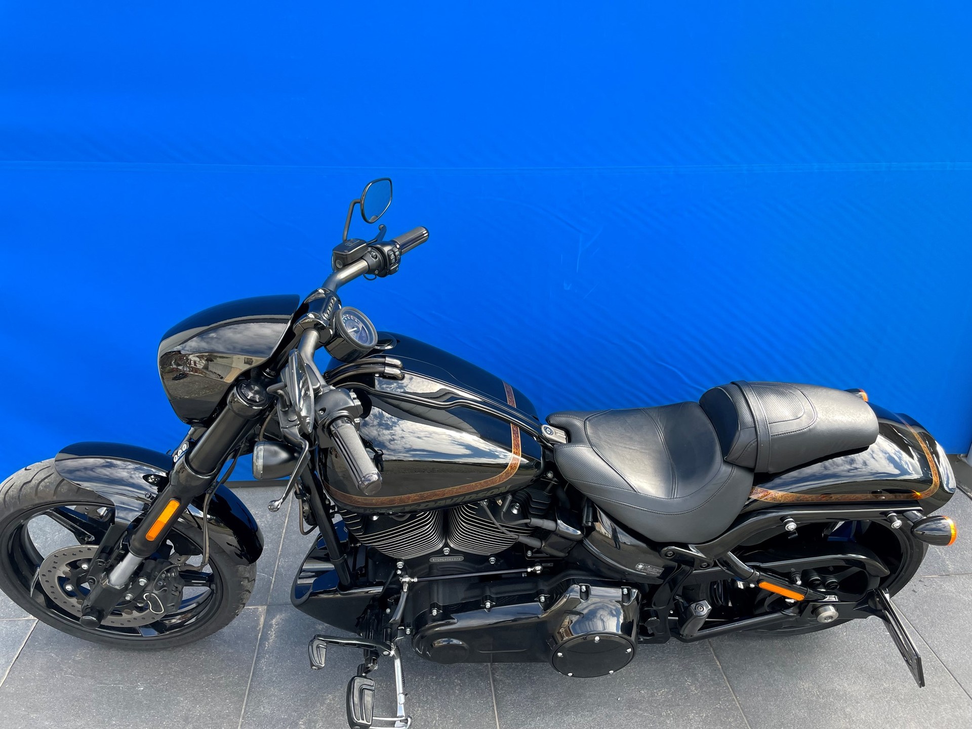 HARLEY-DAVIDSON FXSE Breakout Pro Street CVO ABS-image-10
