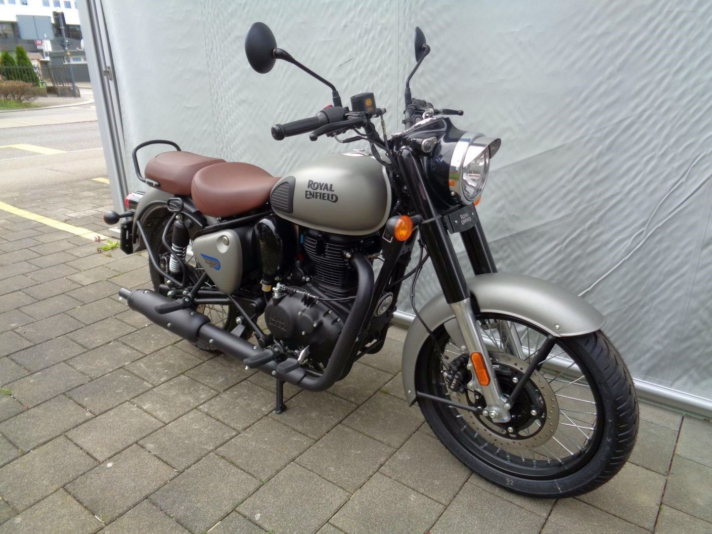ROYAL ENFIELD CLASSIC 350 DARK E5-showroom-element-1