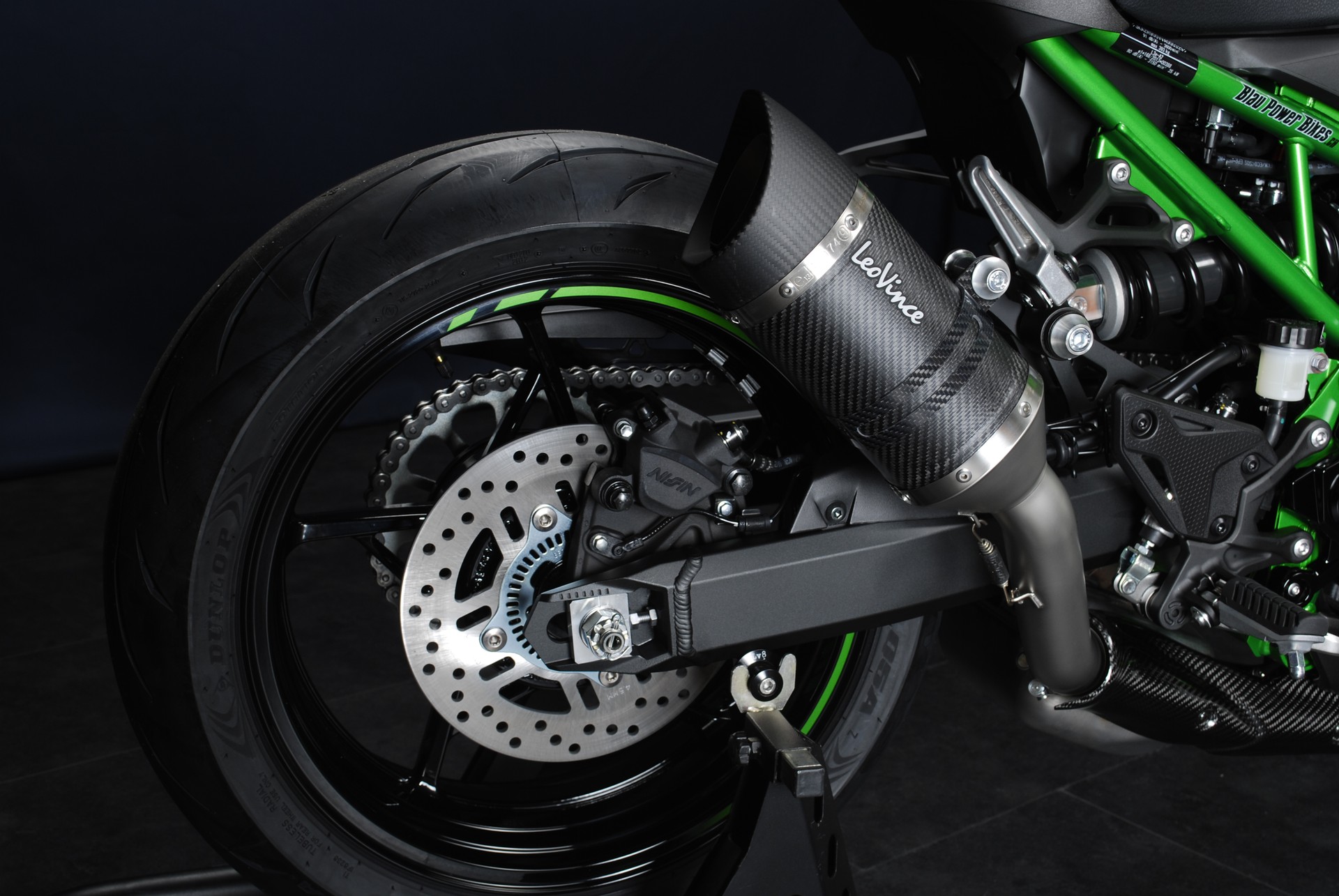 KAWASAKI Z900 MY25 - 91 kW - Umbau-showroom-element-1