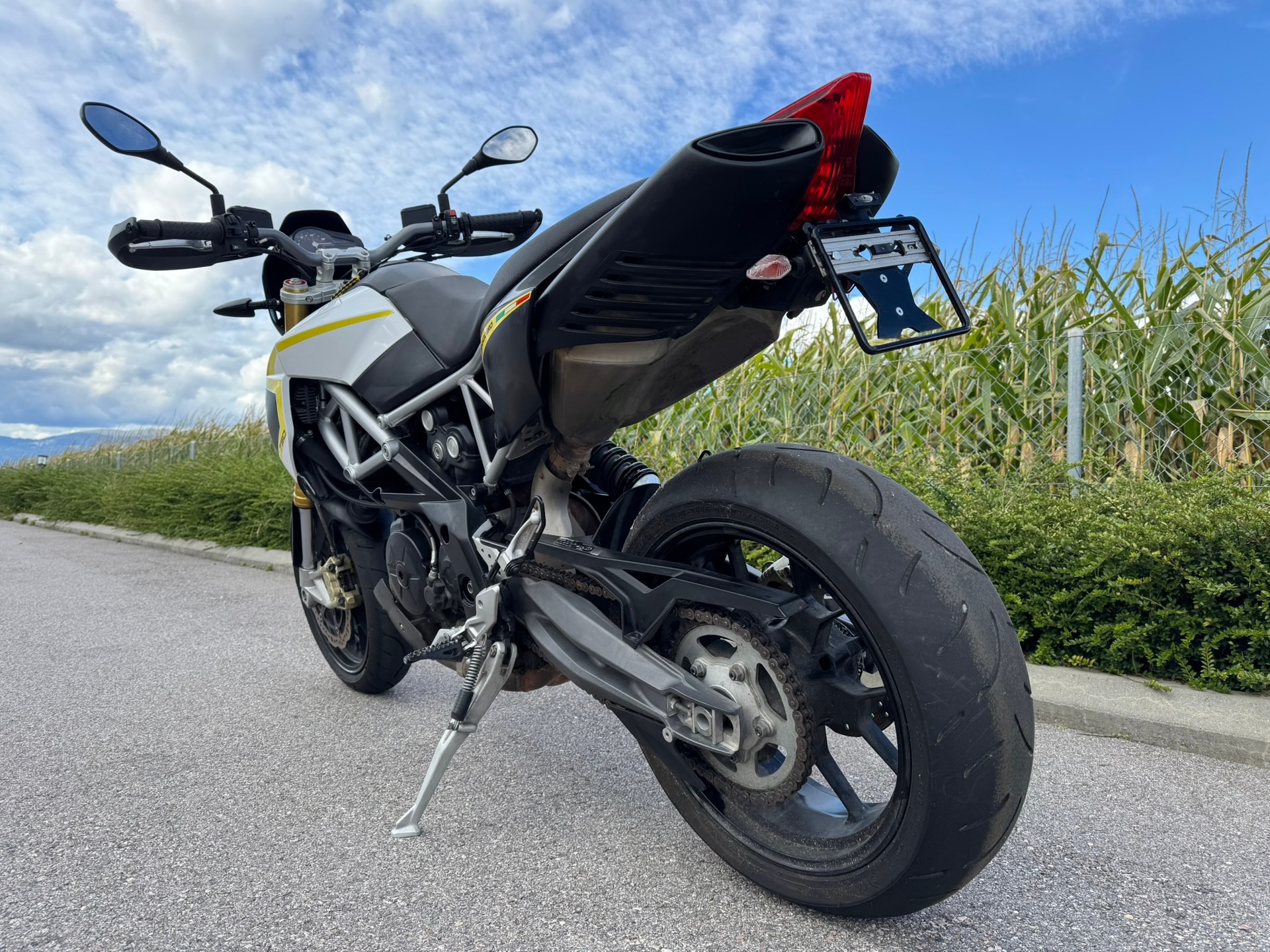 APRILIA Dorsoduro SMV 750-image-3