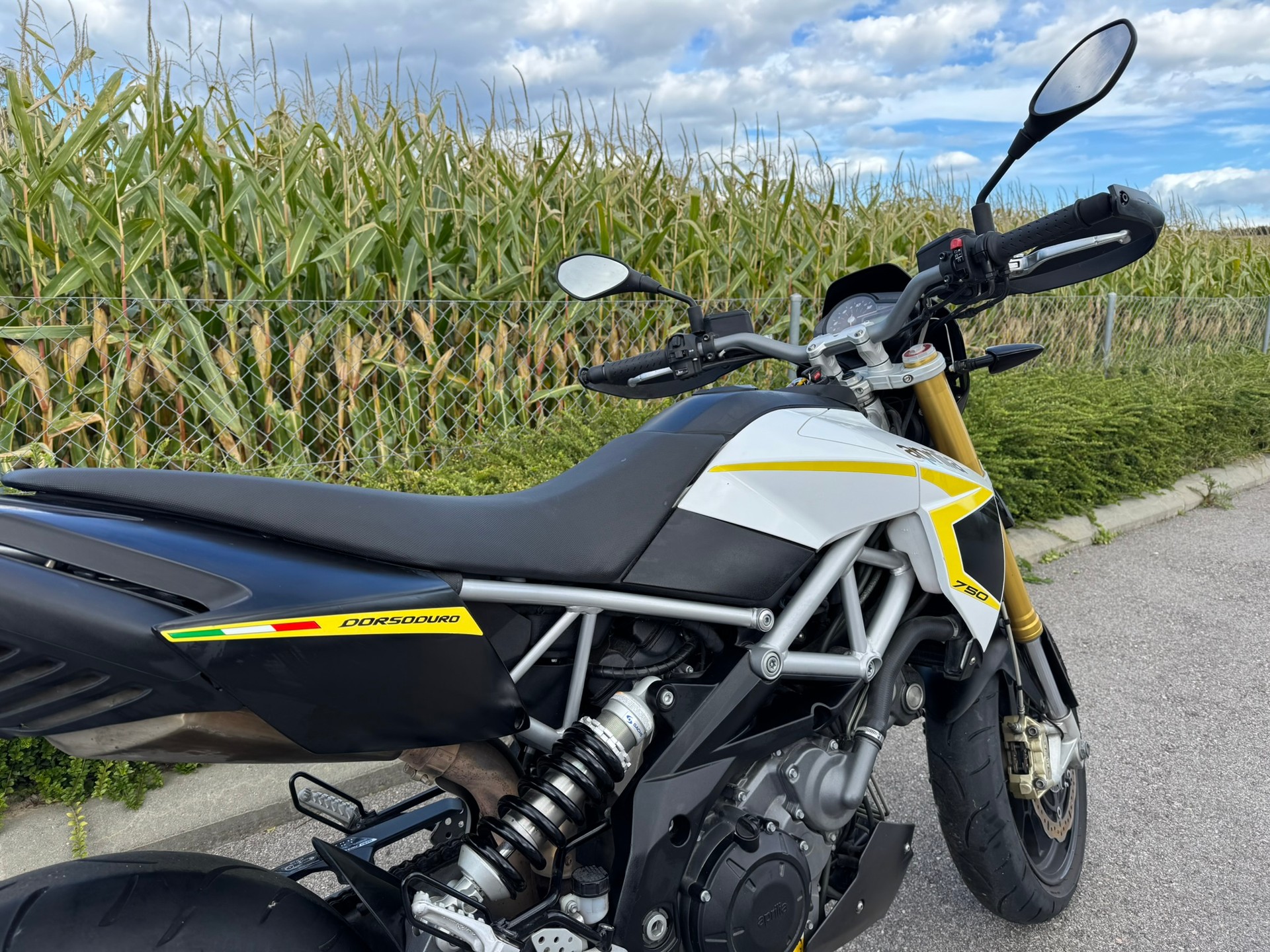 APRILIA Dorsoduro SMV 750-image-5