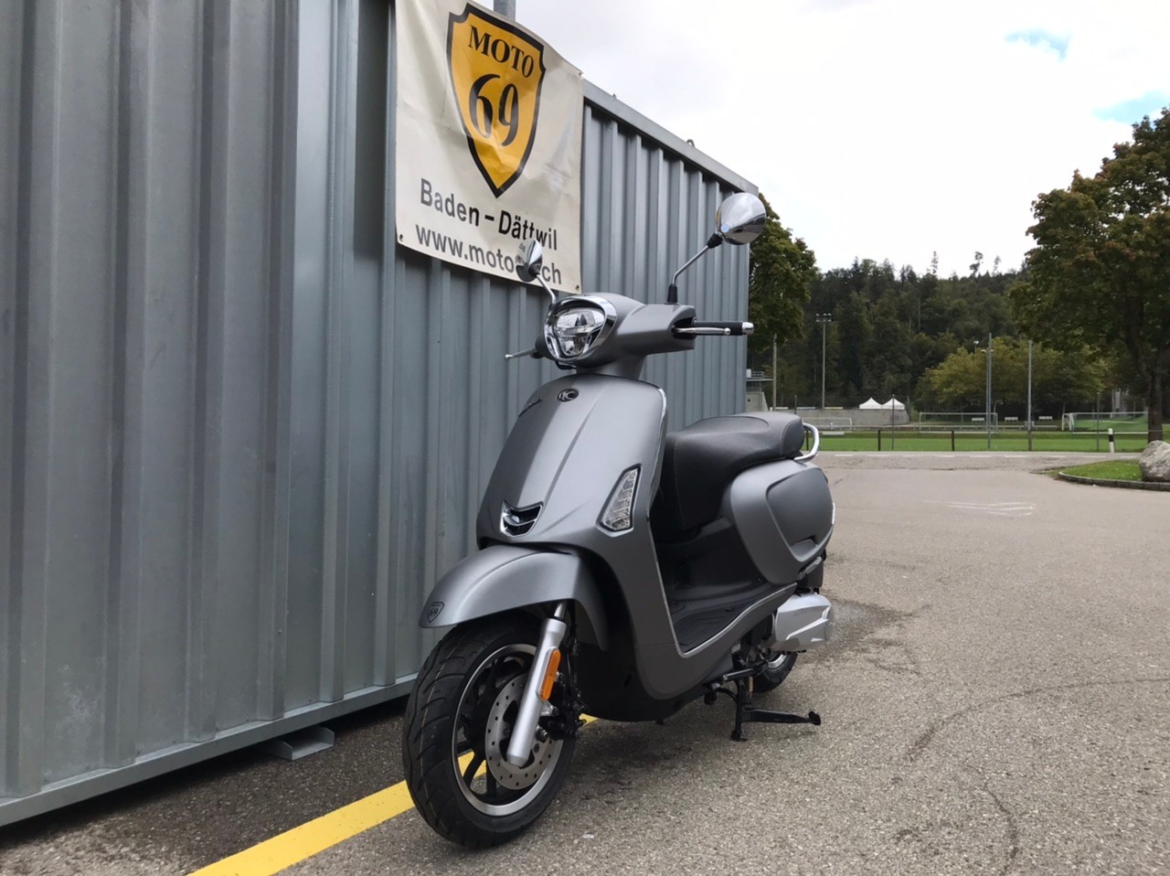 KYMCO Like 125i ABS Topcase & Noodoe-showroom-element-1