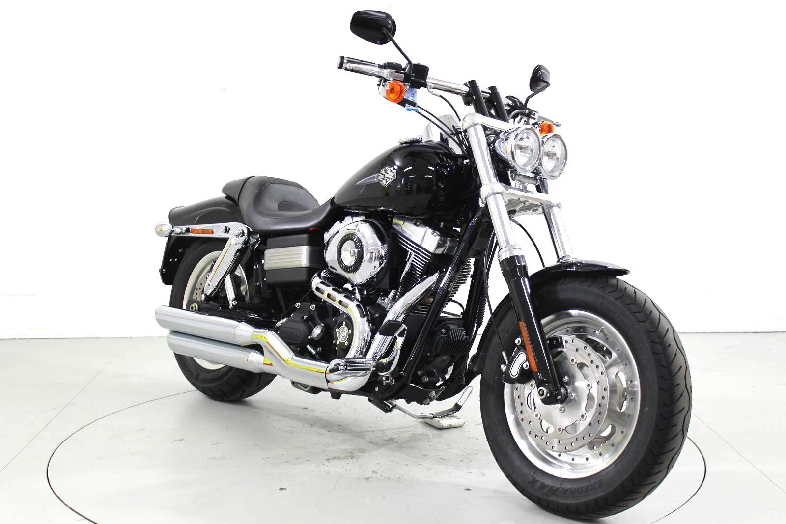 HARLEY-DAVIDSON FXDF 1584 Dyna Fat Bob-showroom-element-1