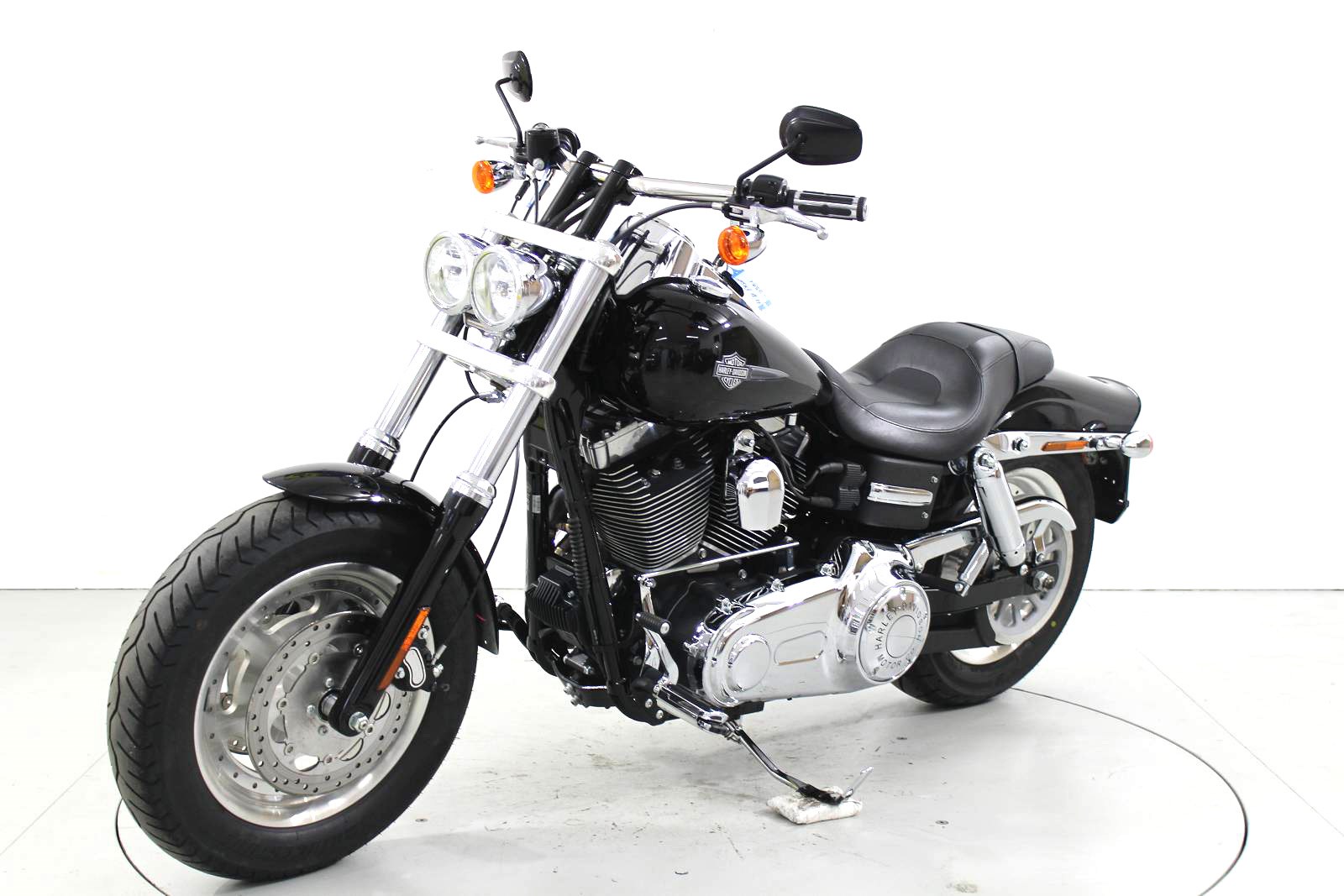 HARLEY-DAVIDSON FXDF 1584 Dyna Fat Bob-showroom-element-2