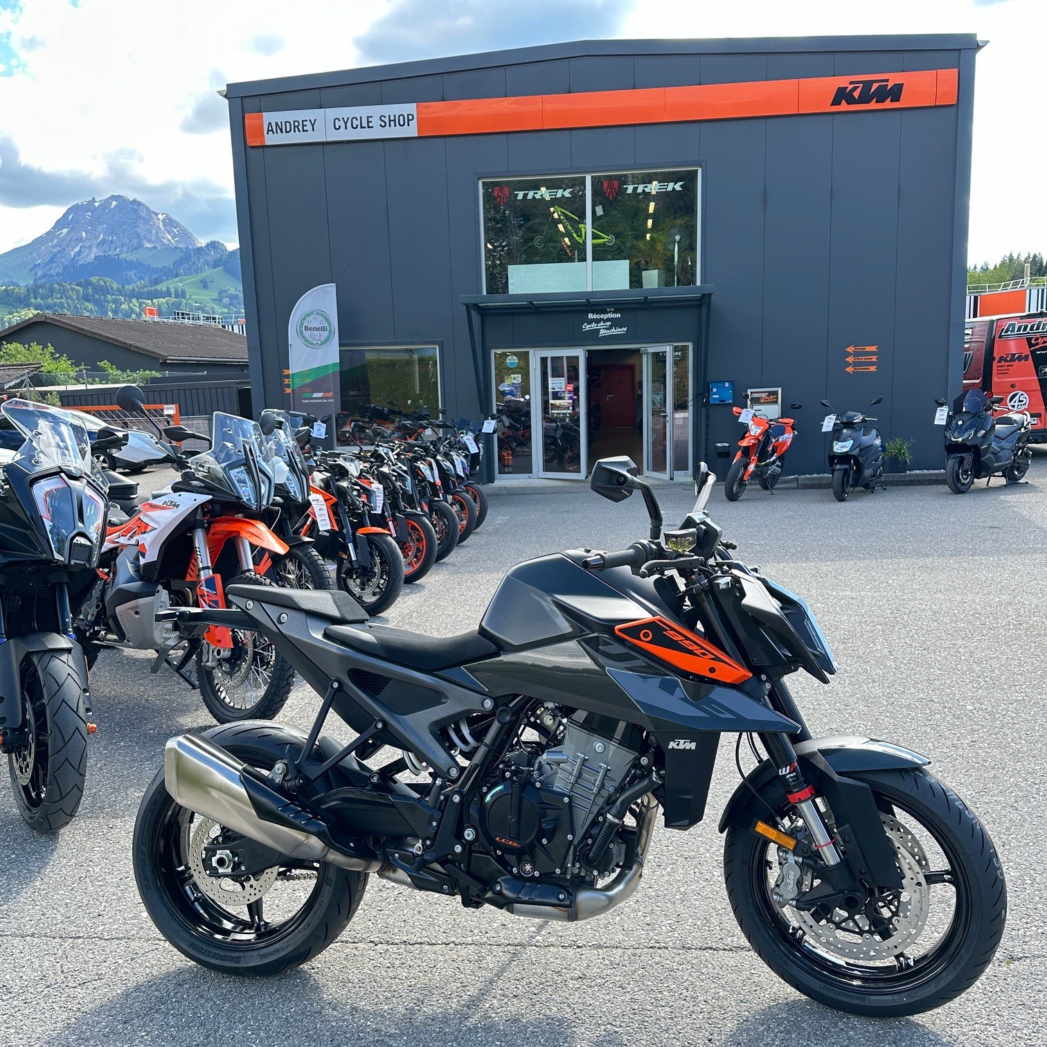 KTM 990 Duke