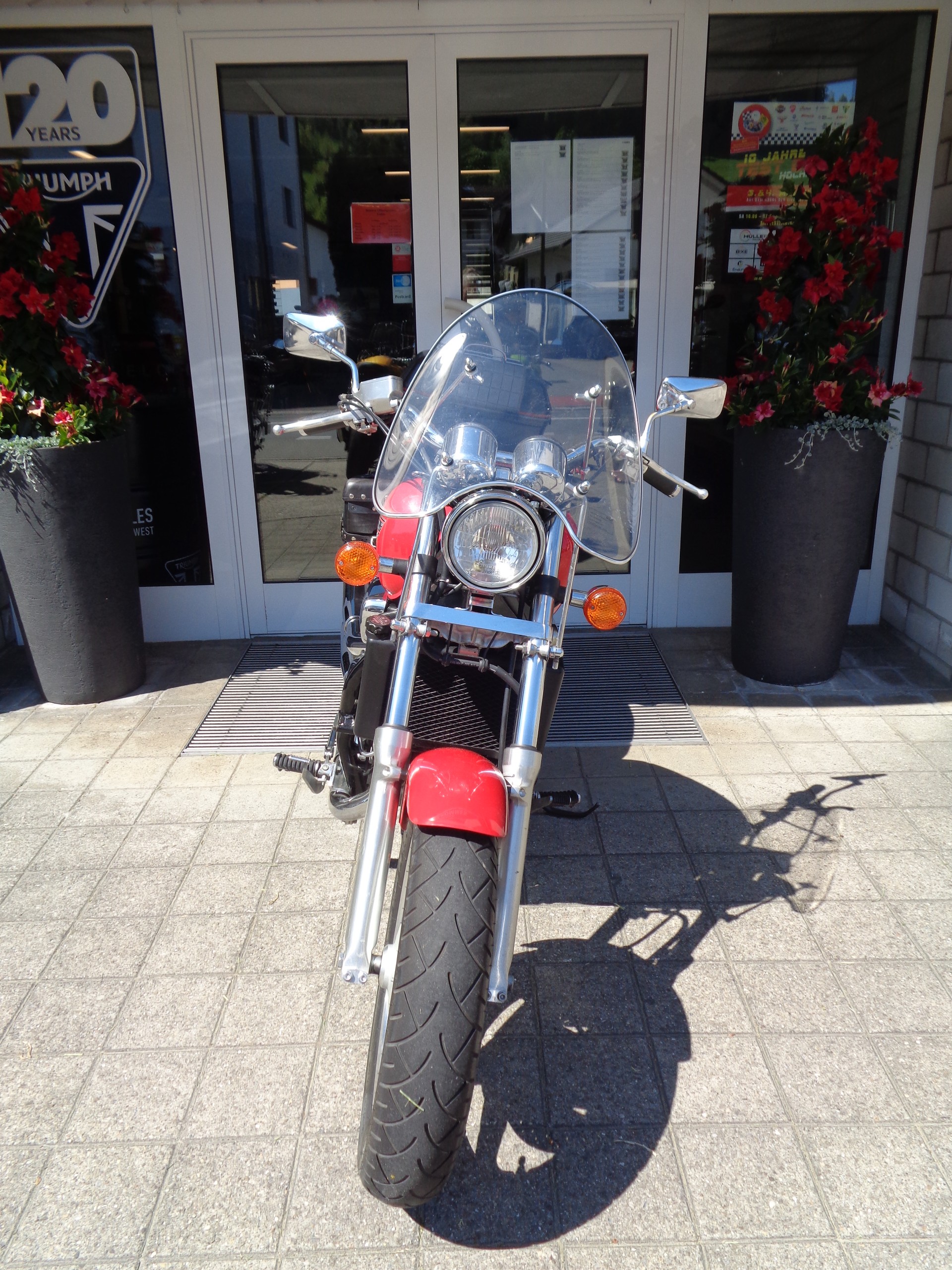 HONDA VF 750 C Magna-showroom-element-3