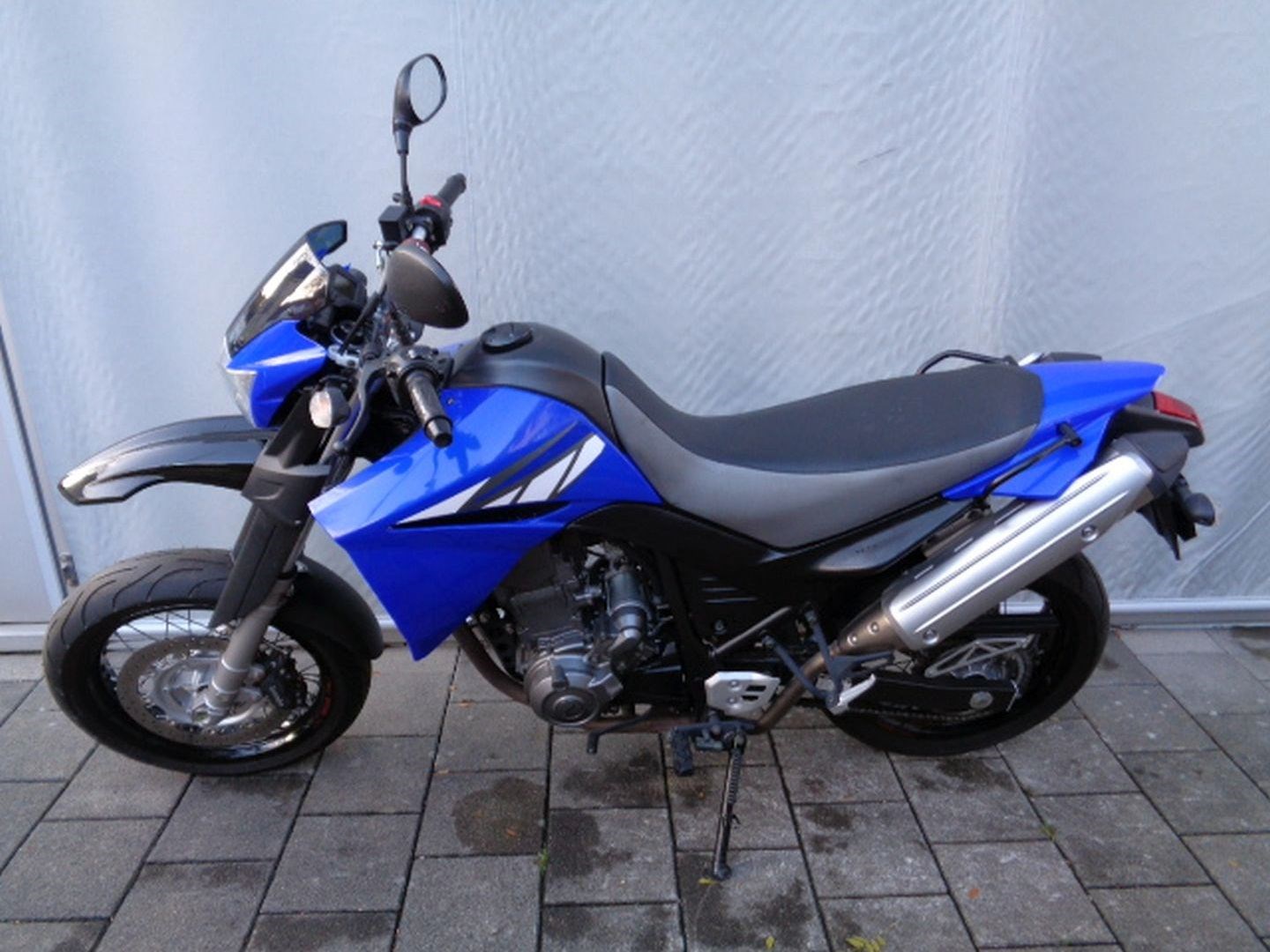YAMAHA XT 660-showroom-element-1
