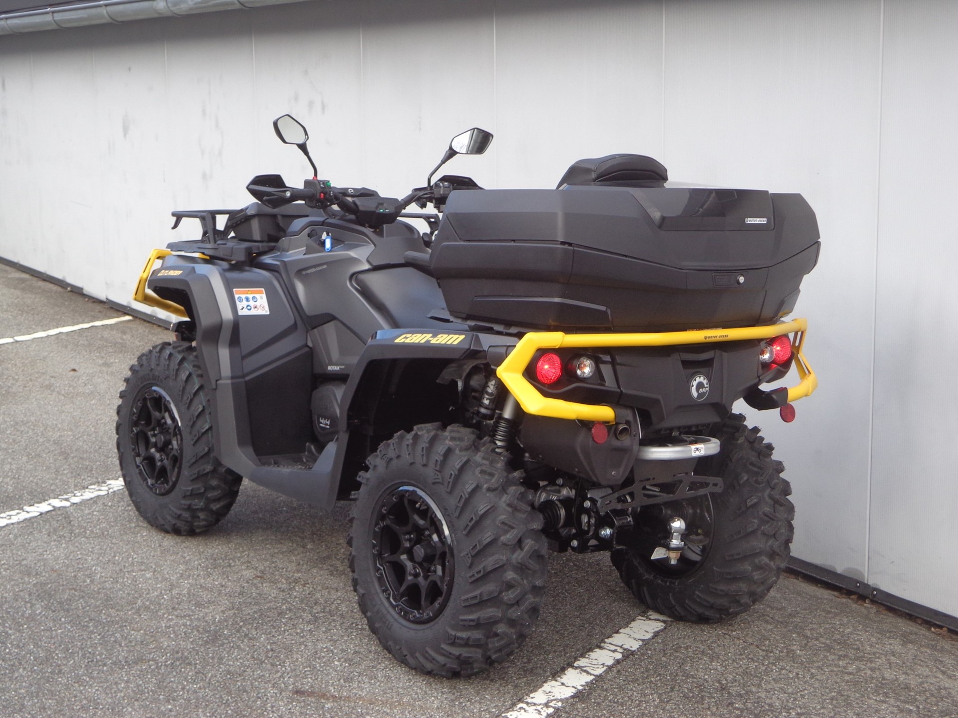 CAN-AM Outlander 1000 MAX XT-P ABS-TC DPS-showroom-element-2