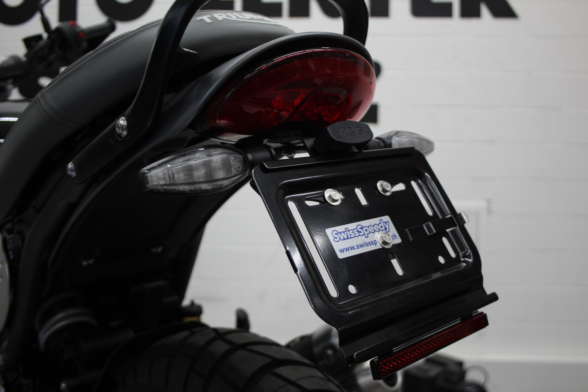 TRIUMPH Scrambler 400 X-image-7