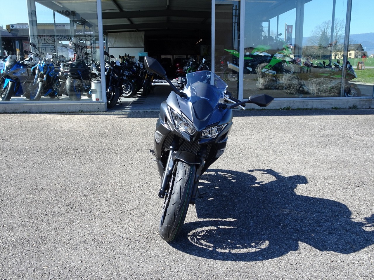 KAWASAKI Ninja 650 (35kW)-showroom-element-3