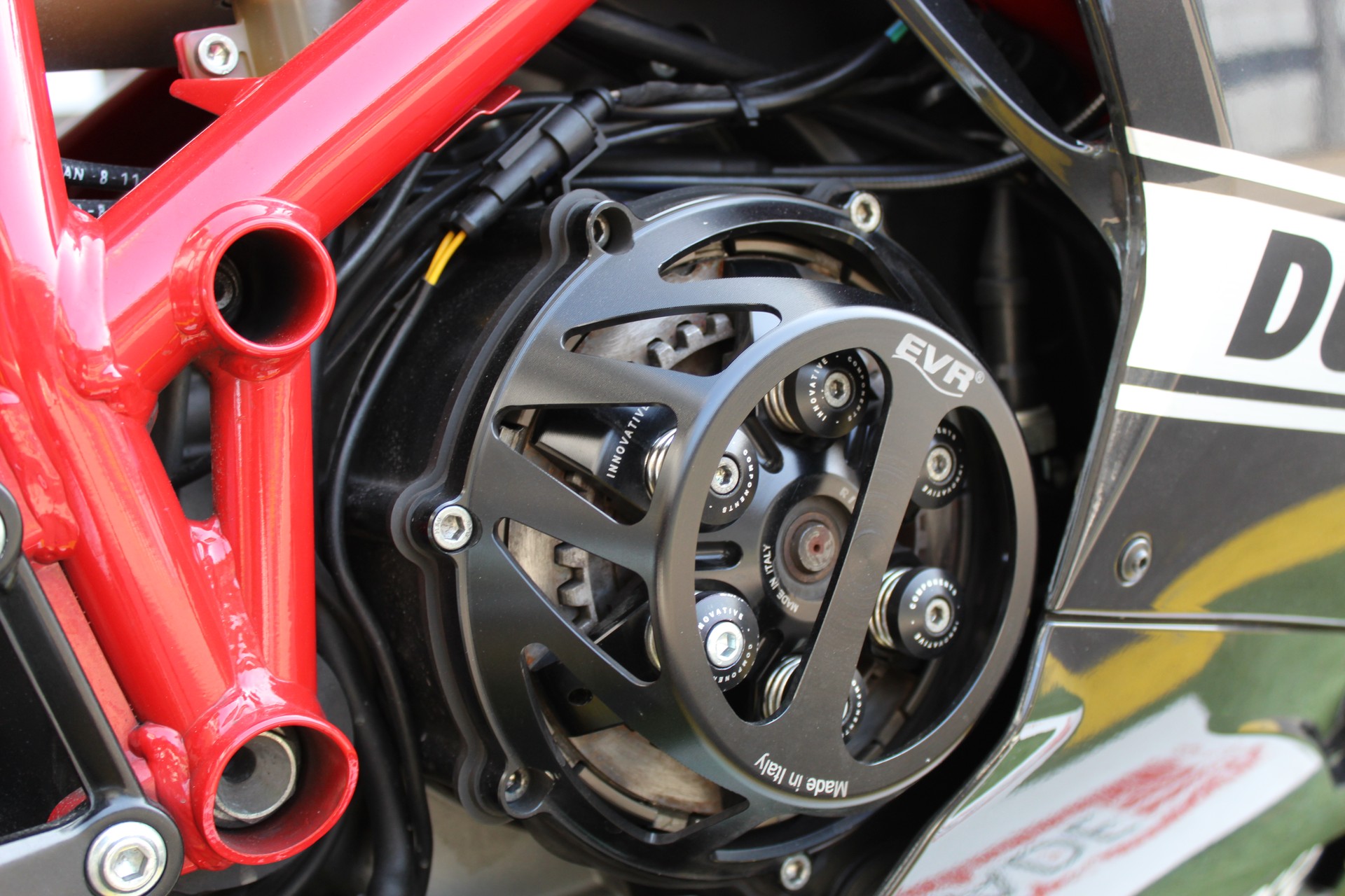 DUCATI 1198 S-image-9