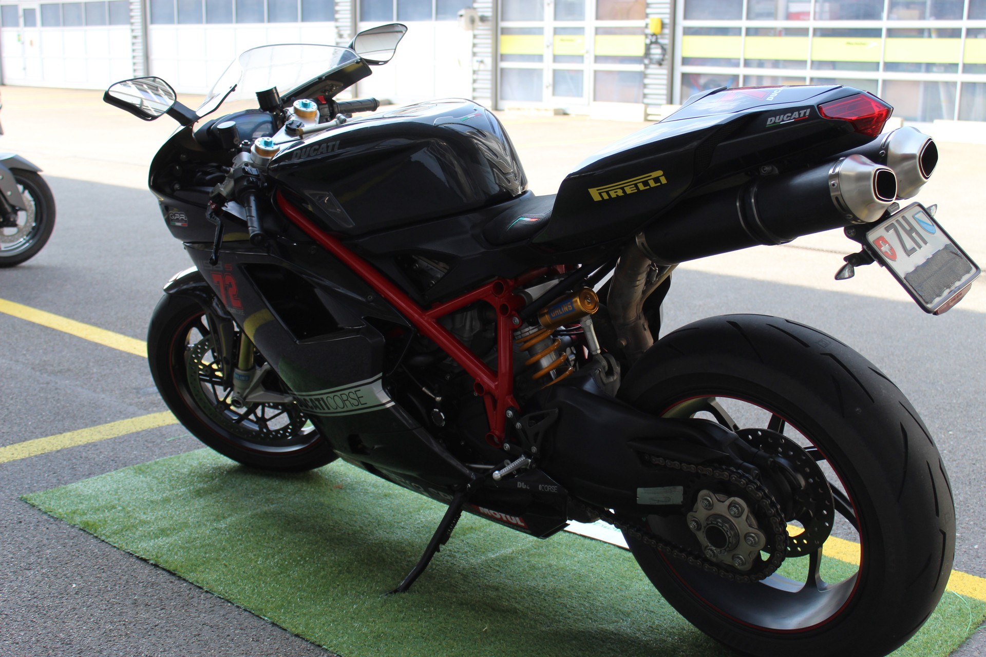 DUCATI 1198 S-image-3