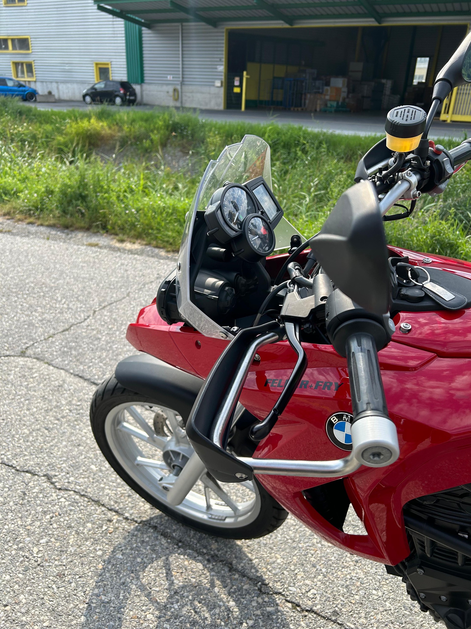 BMW F 650 GS ABS (safetyedition)-image-9