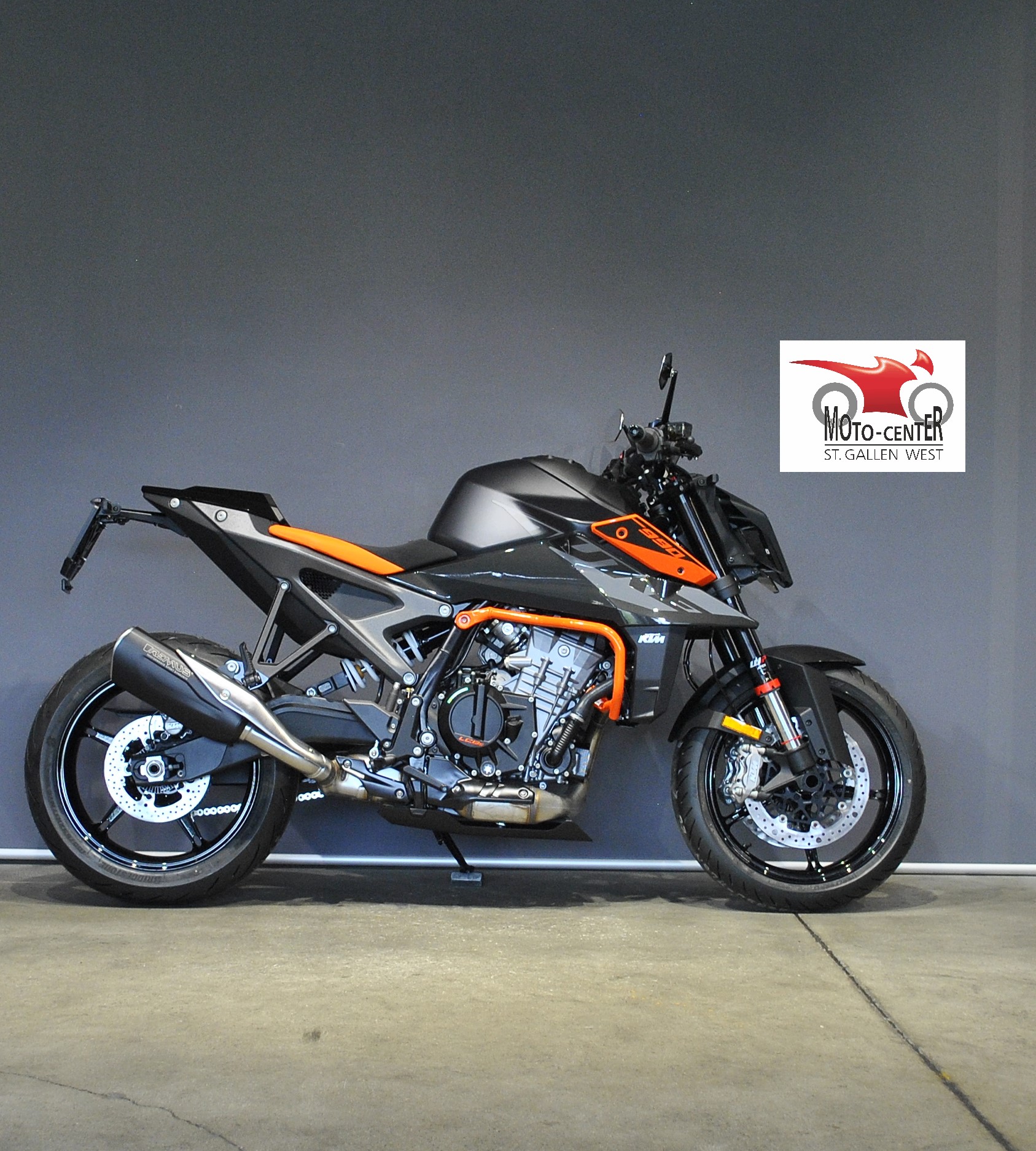 KTM 990 Duke-image-1