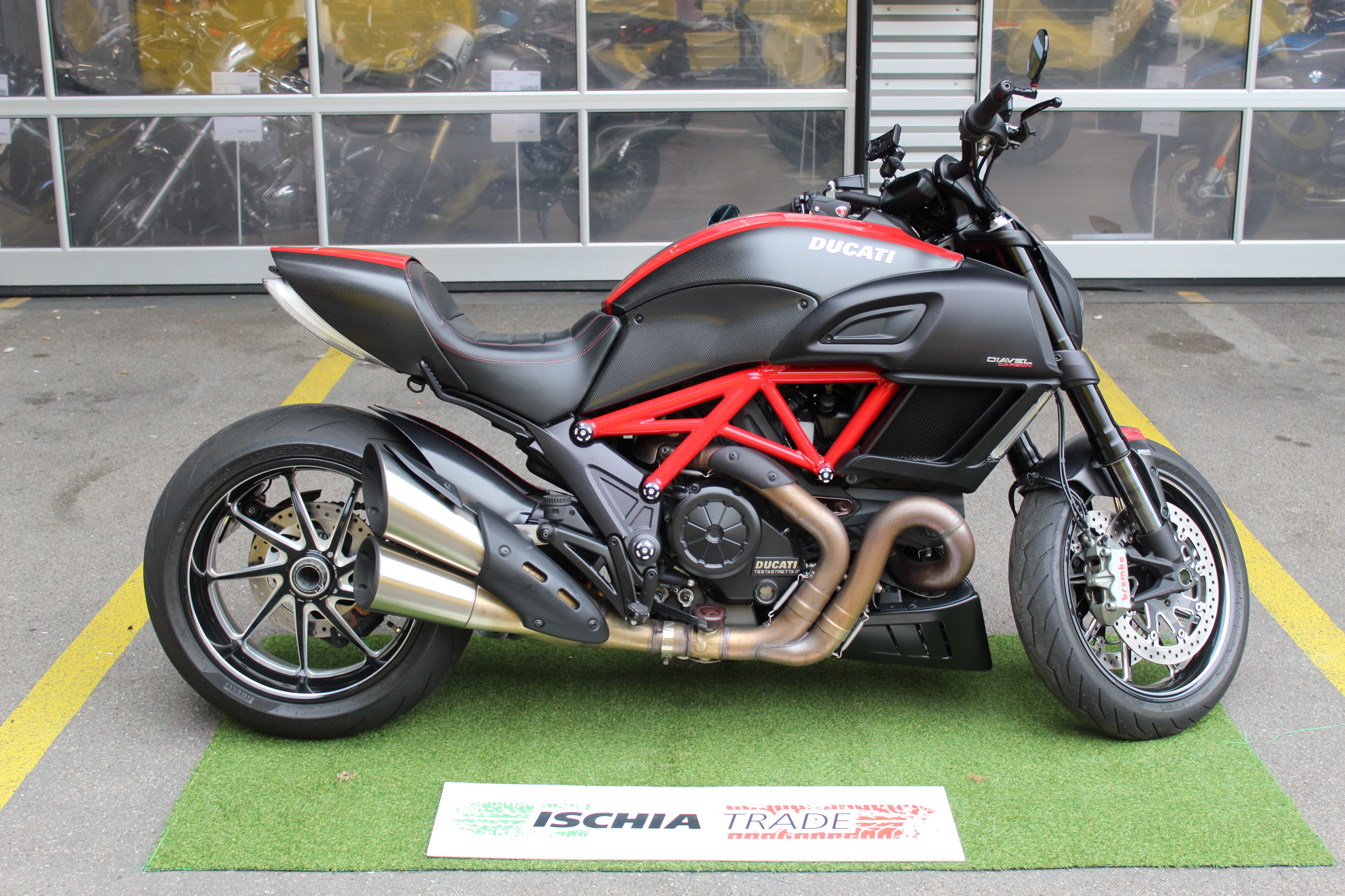 Motorcycle Ducati Diavel 1200 Carbon Red Scooter Ducati Diavel