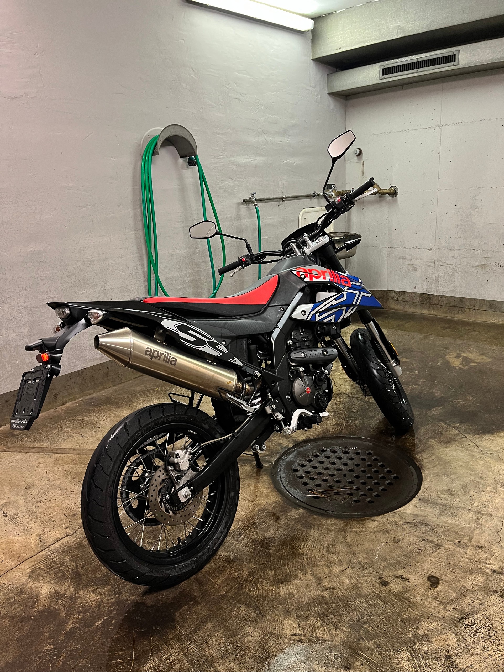 APRILIA SX 125-image-2