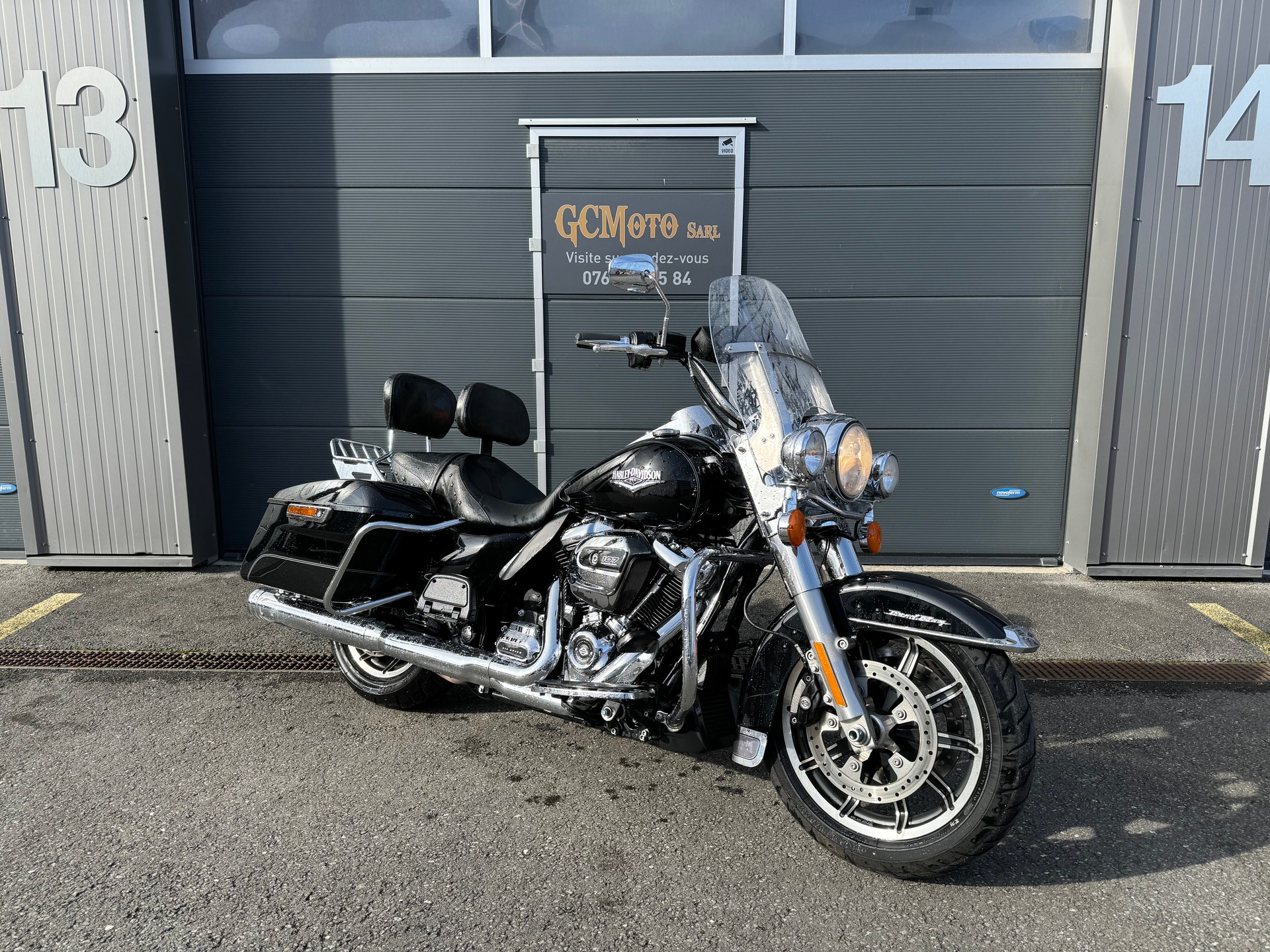 HARLEY-DAVIDSON FLHR Road King 107 ABS-showroom-element-1