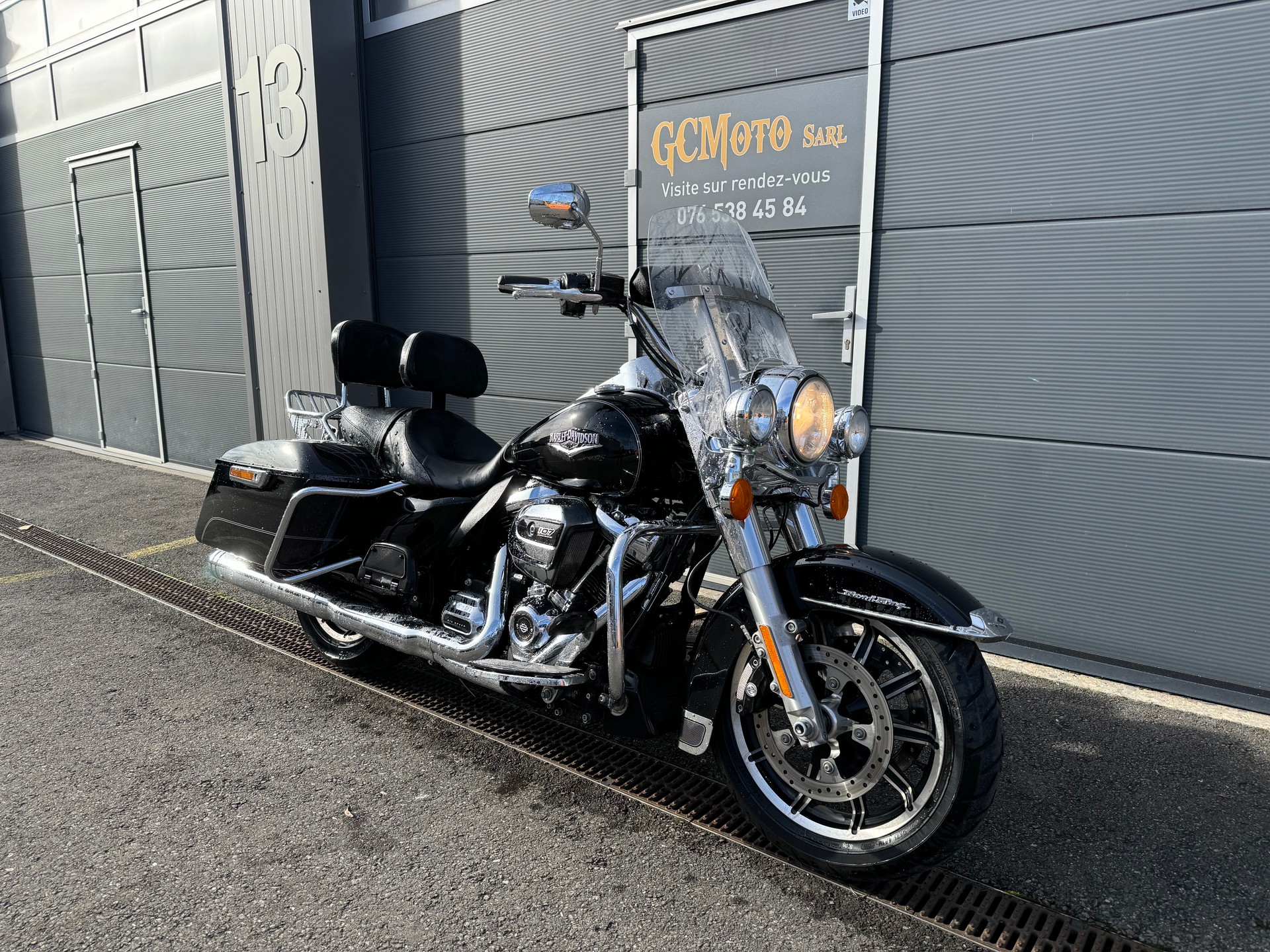 HARLEY-DAVIDSON FLHR Road King 107 ABS-showroom-element-3