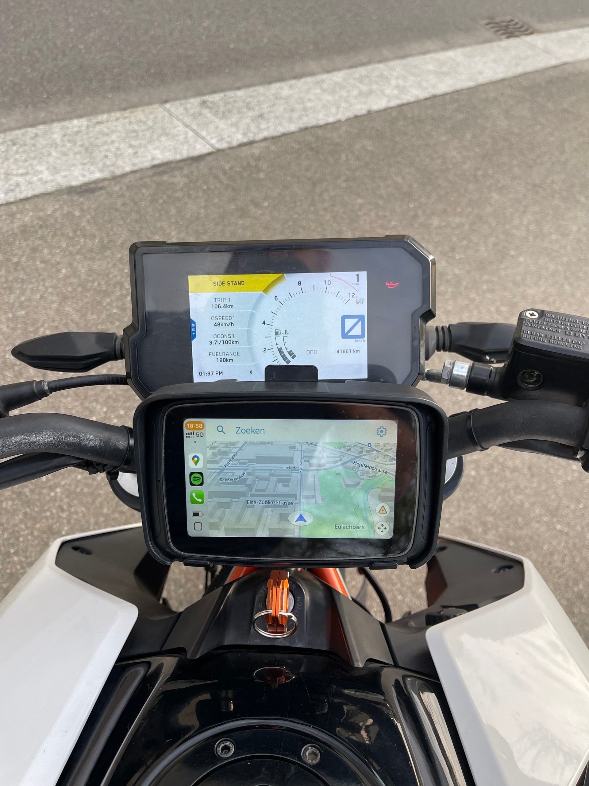 KTM 390 Duke ABS-image-1