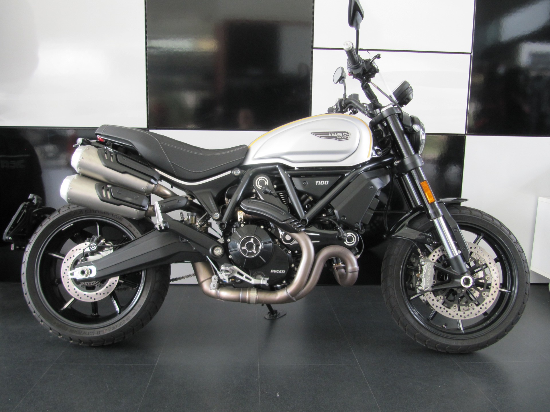DUCATI Scrambler 1100 Pro