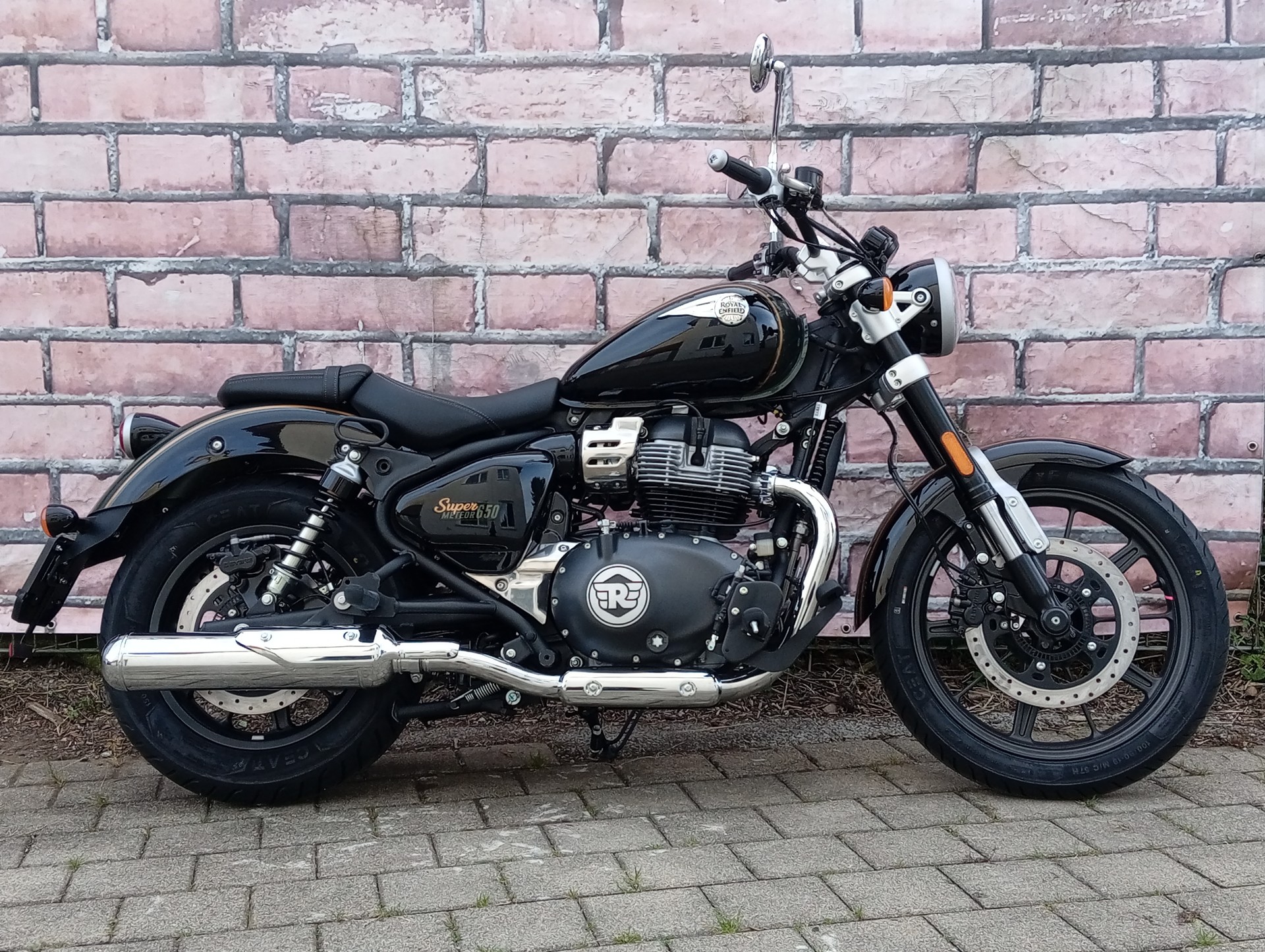 ROYAL ENFIELD Super Meteor 650 Interstellar