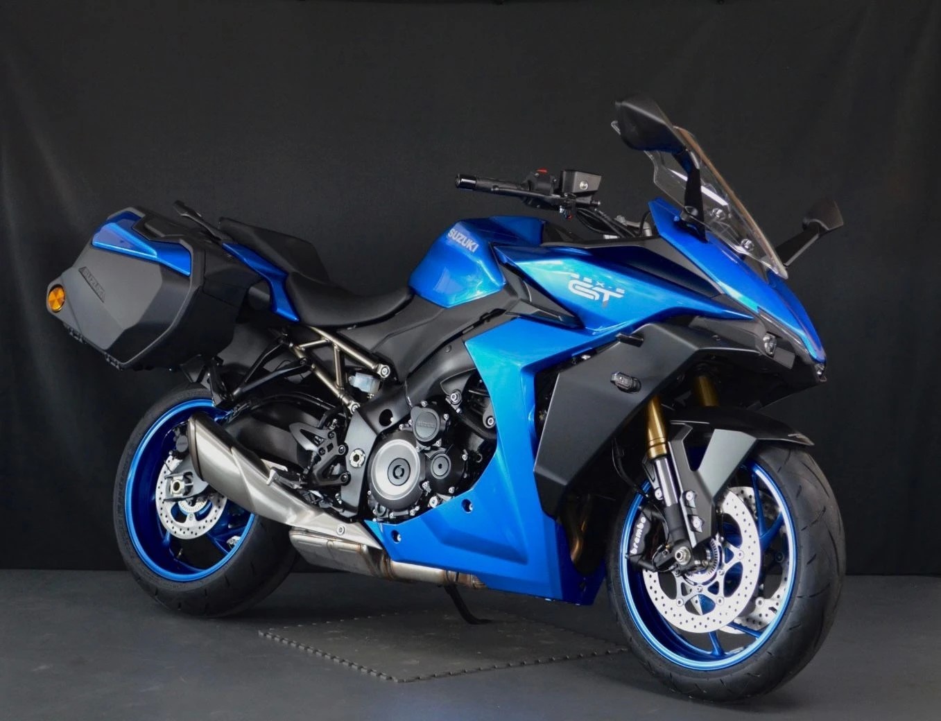 SUZUKI GSX-S 1000 GT Travel