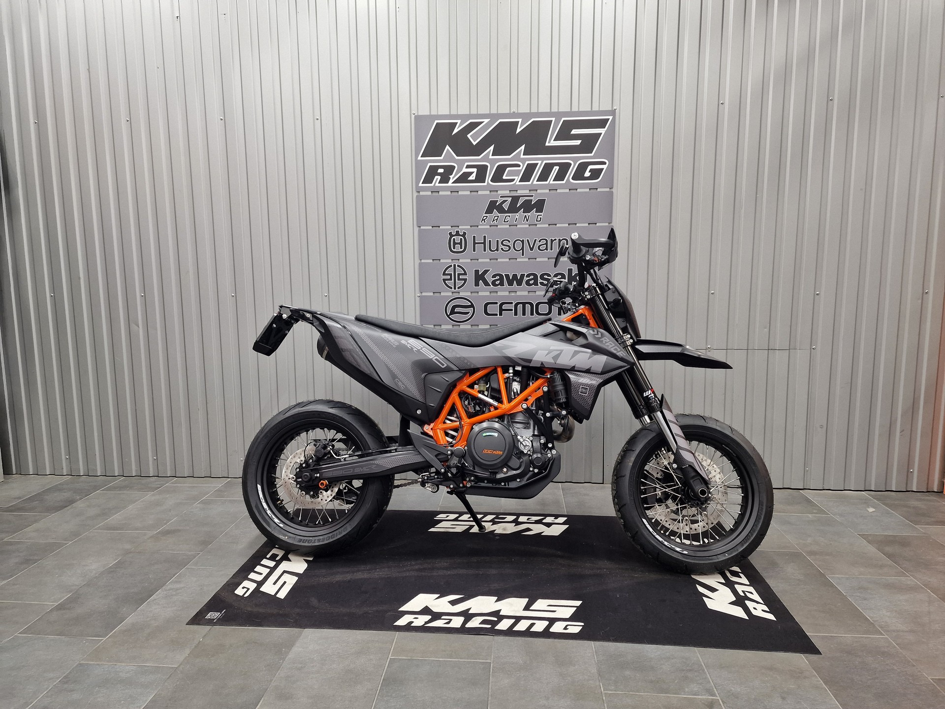 KTM 690 SMC R ABS (35 kW)