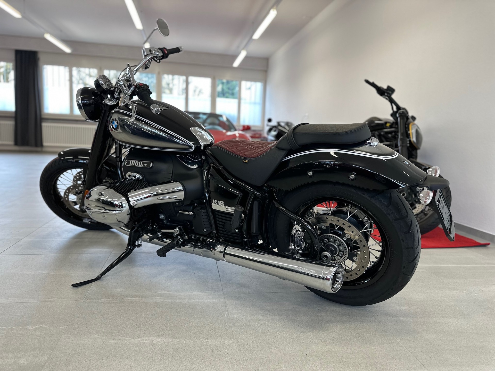BMW R 18 100 Years-image-2