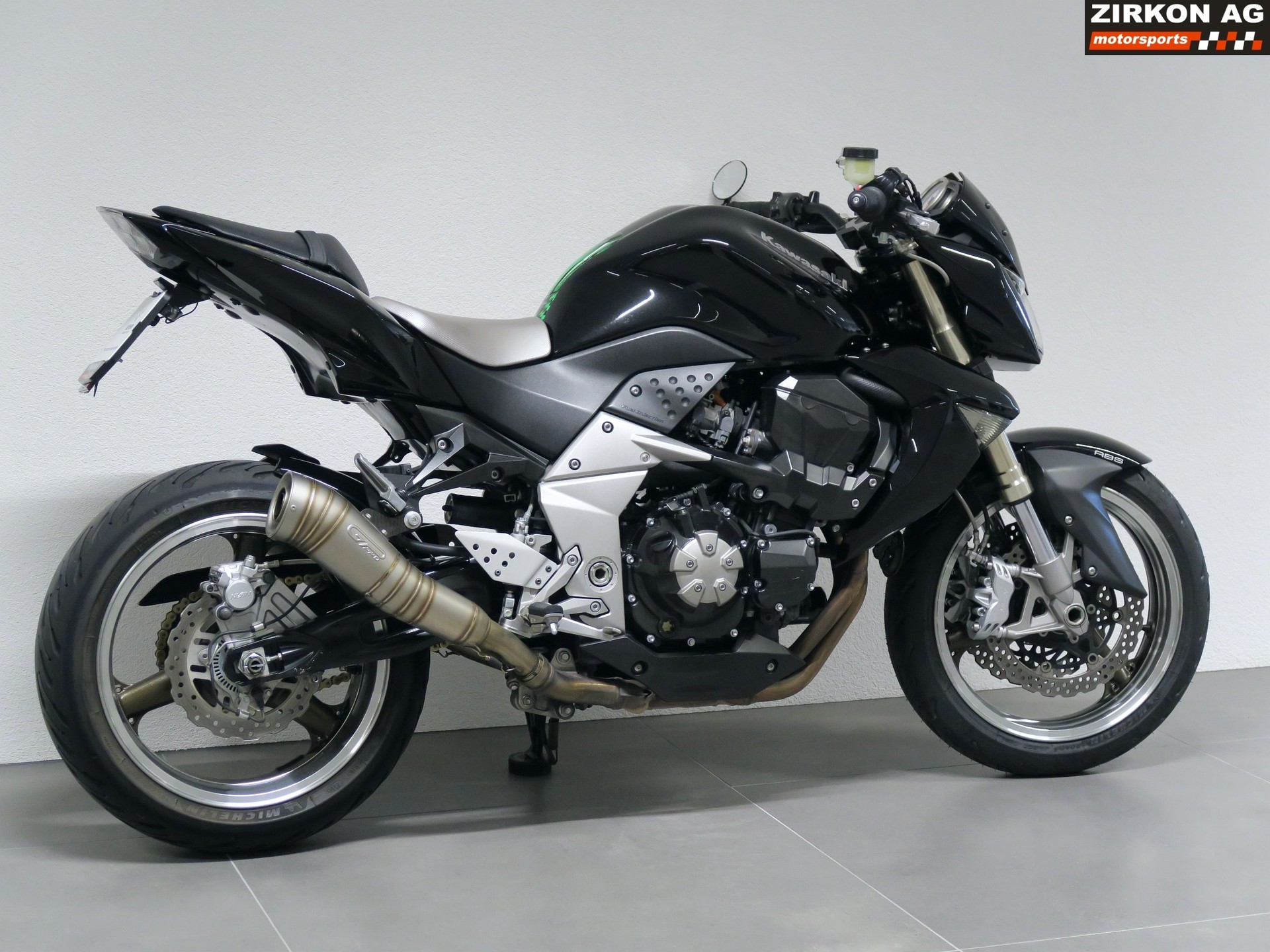 KAWASAKI Z 1000 ABS-showroom-element-3