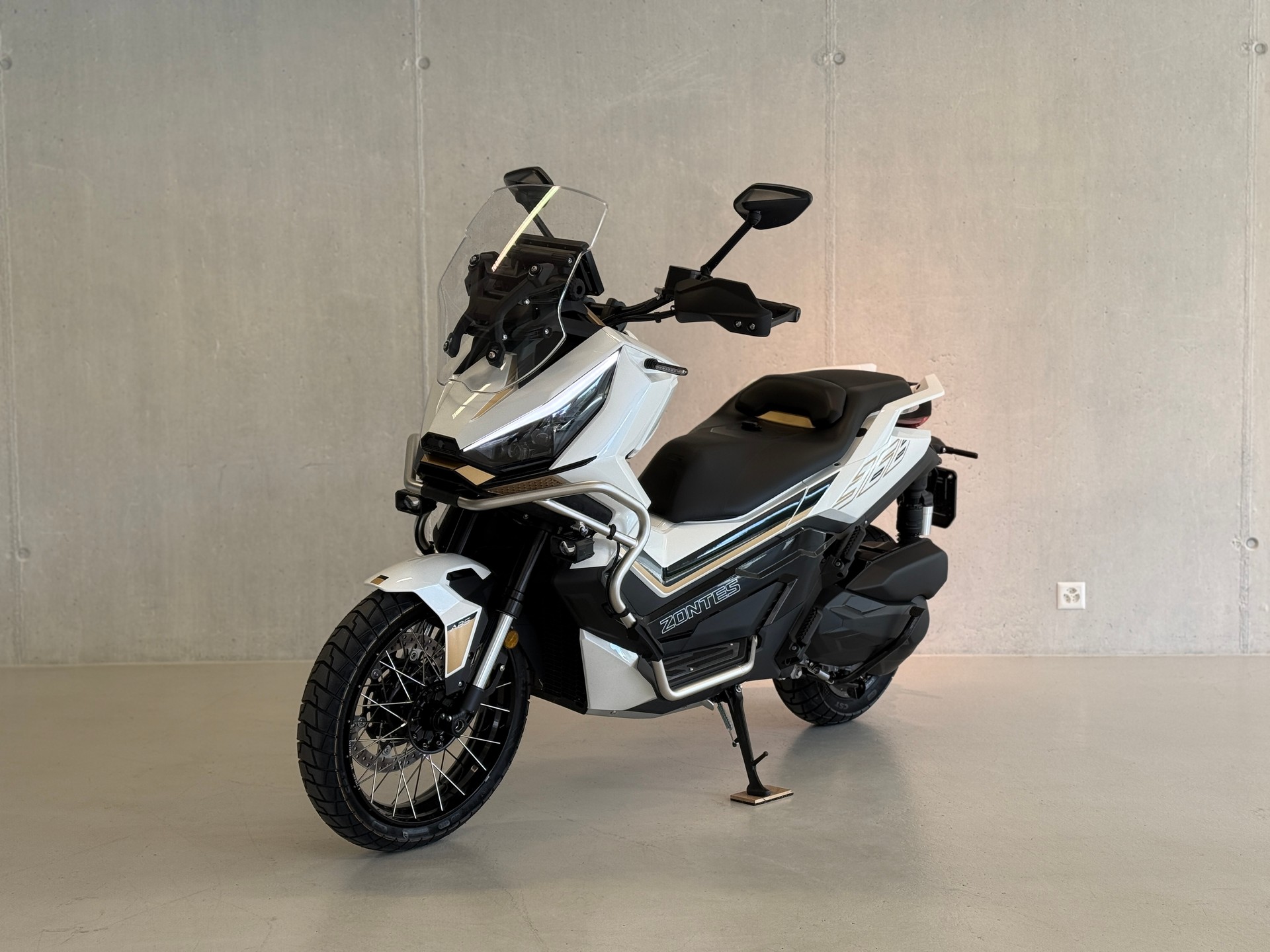 ZONTES 368 G ADV-showroom-element-2
