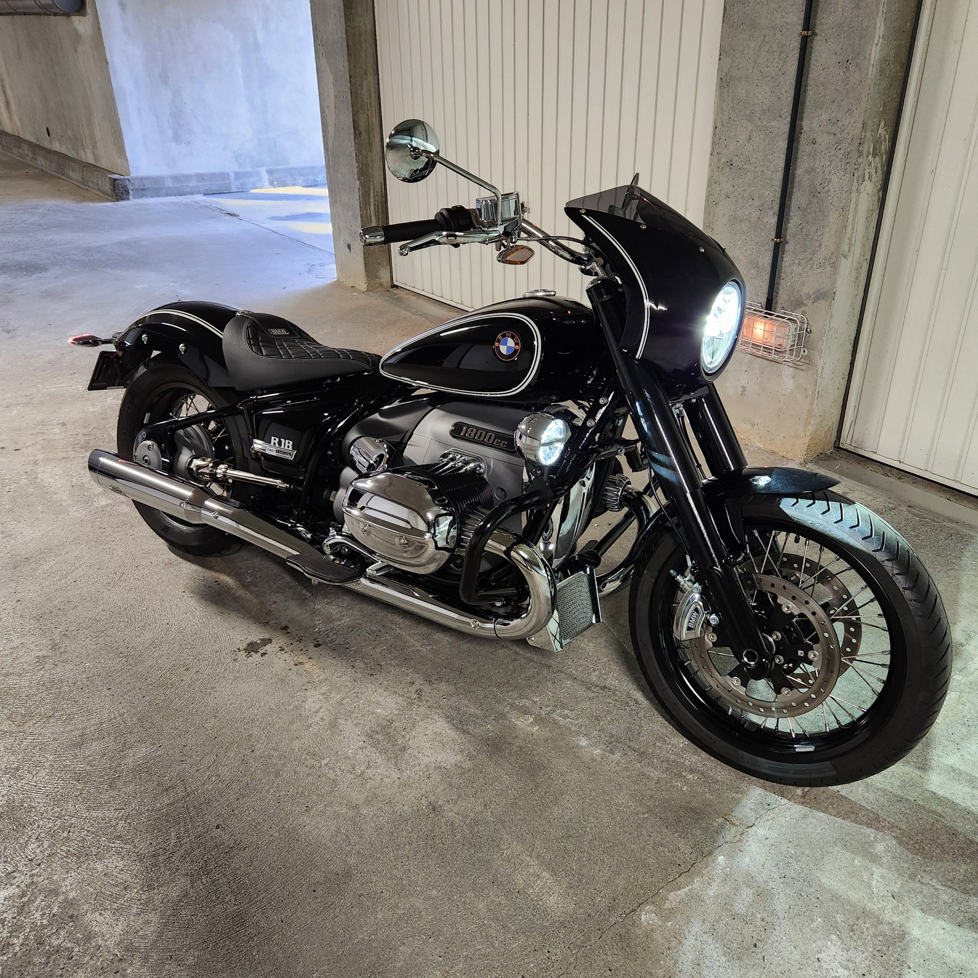 BMW R 18 Custom First Edition-image-12