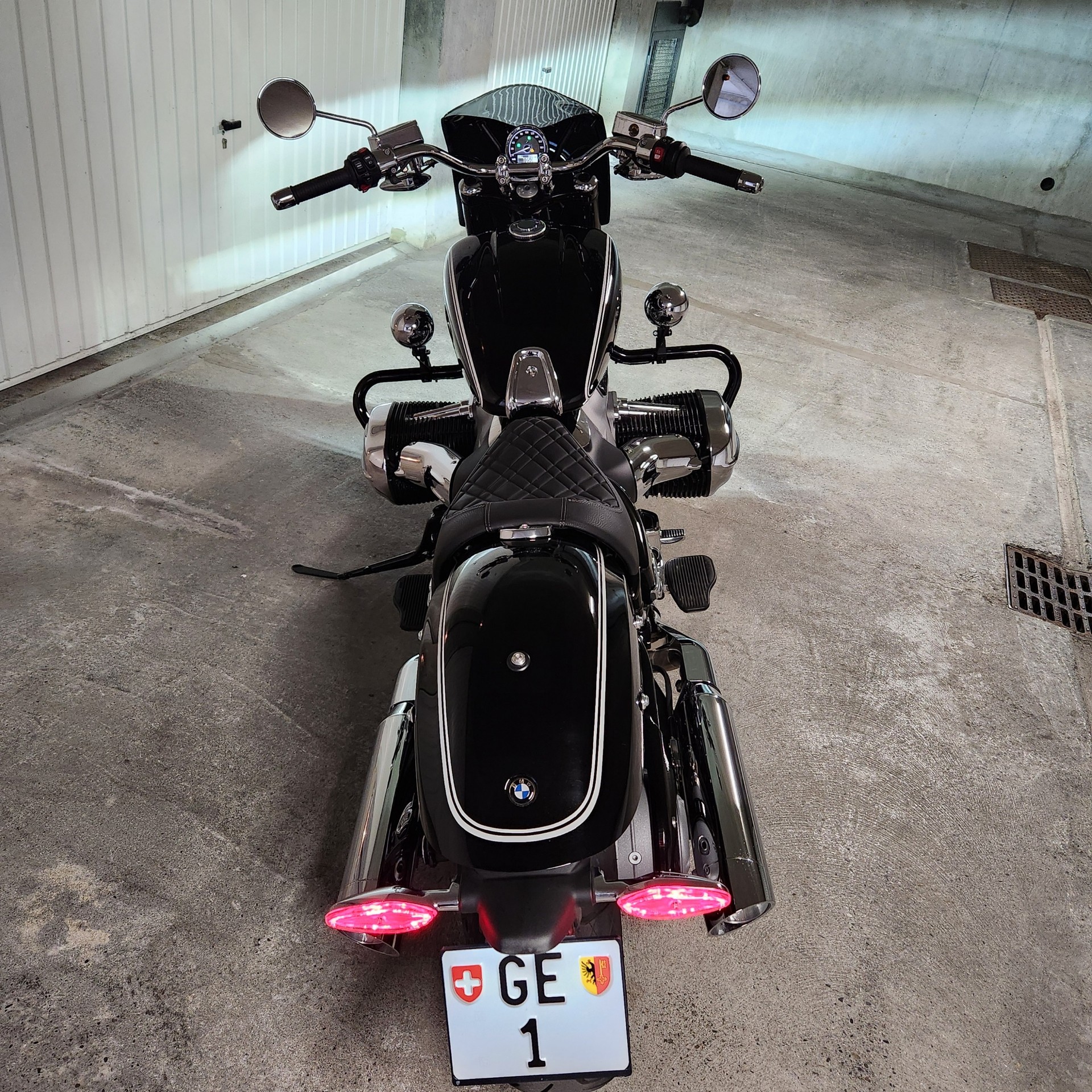 BMW R 18 Custom First Edition-image-14