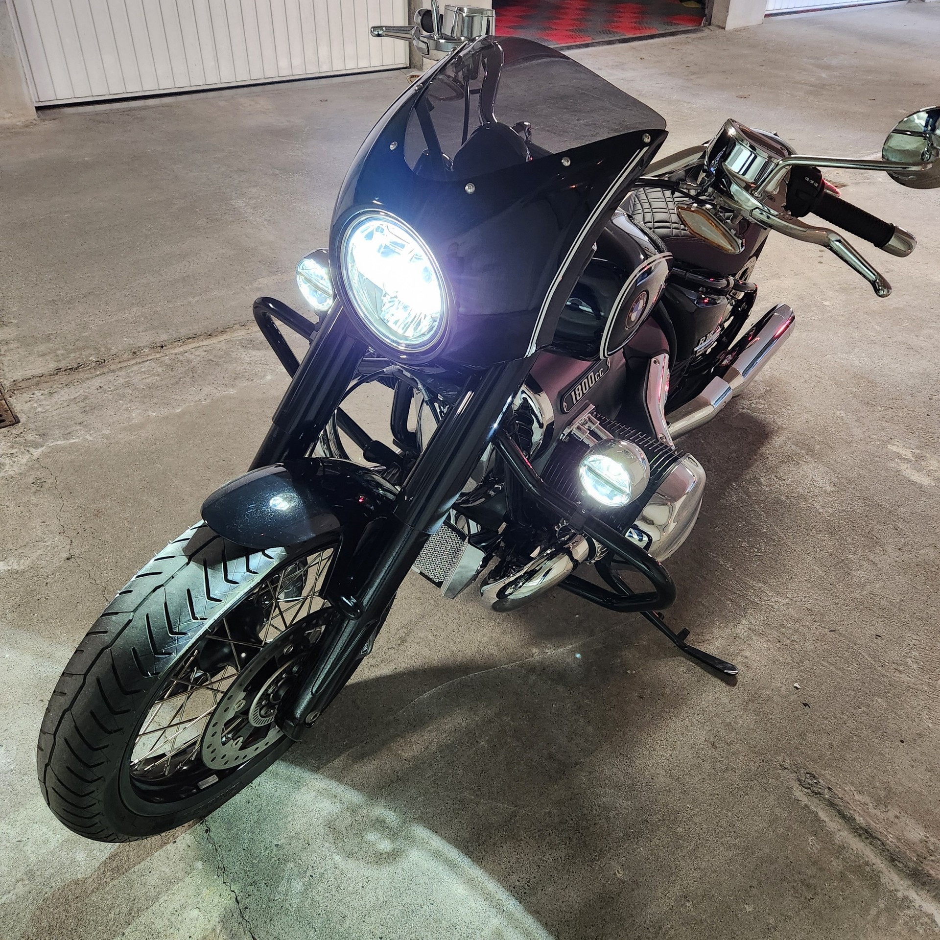 BMW R 18 Custom First Edition-image-11