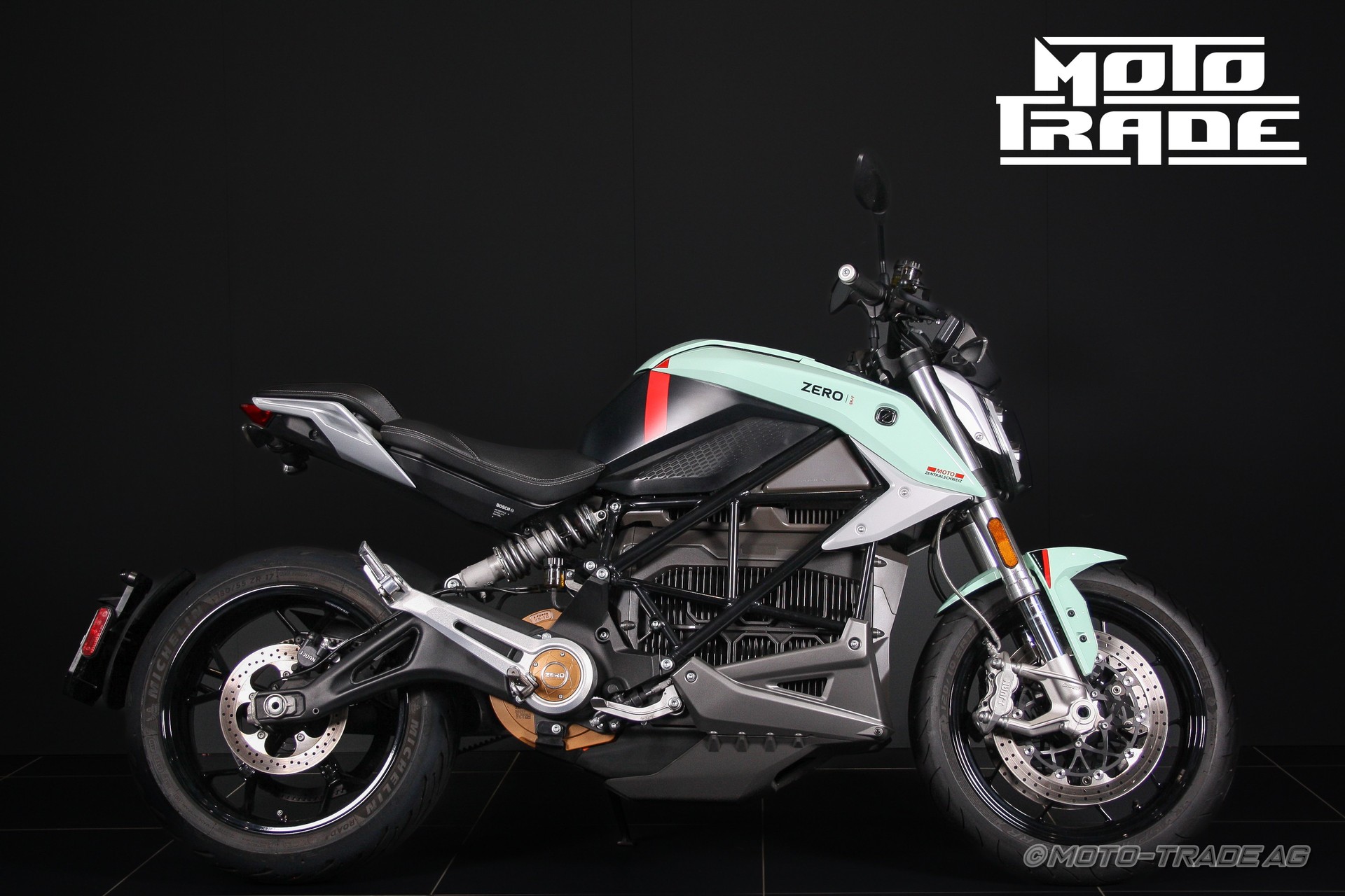 ZERO SR/F ZF 14.4 PREMIUM-showroom-element-1