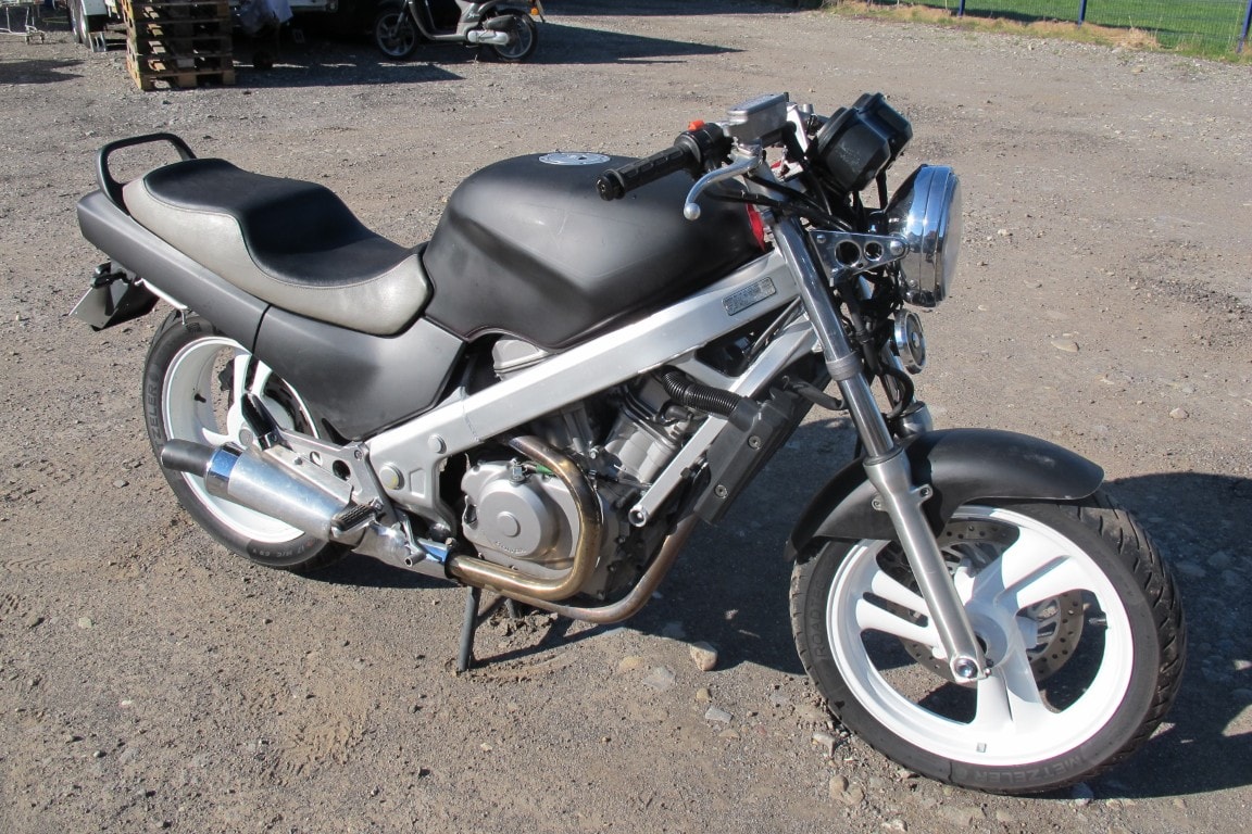 HONDA NTV 650 Revere M/N