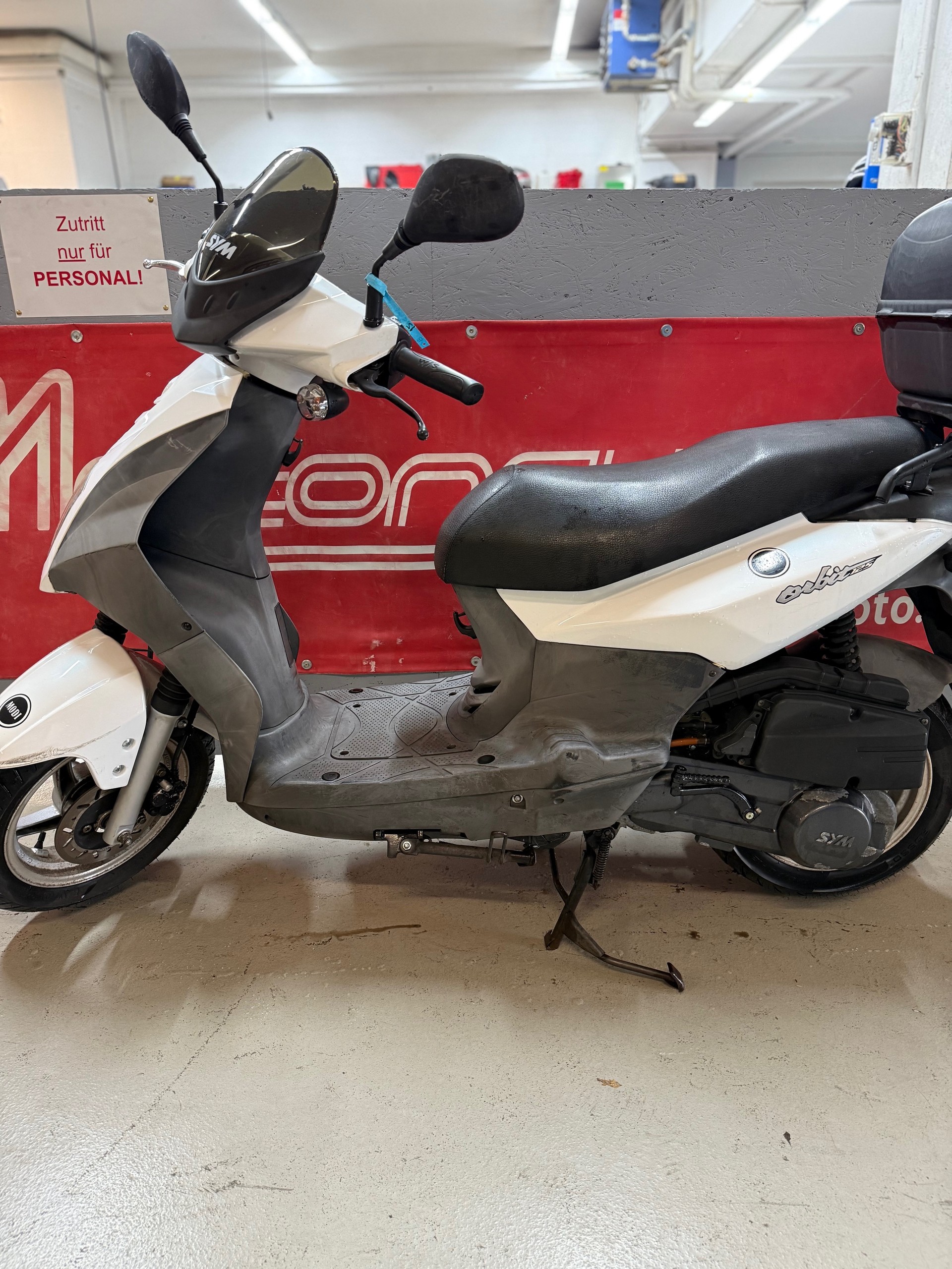 SYM Orbit 125