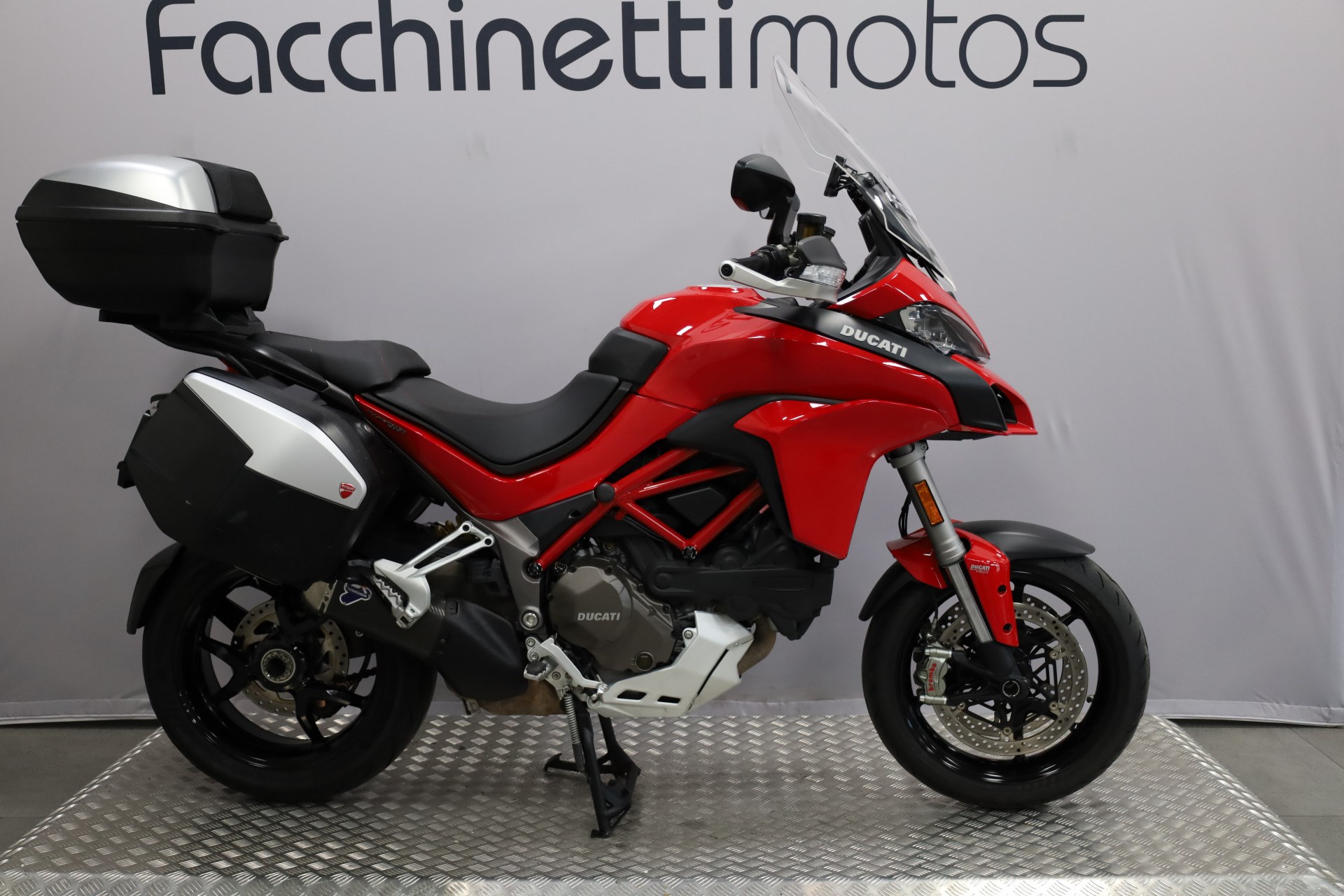 DUCATI Multistrada 1200 ** Garantie jusqu'au 08.07.2025 **