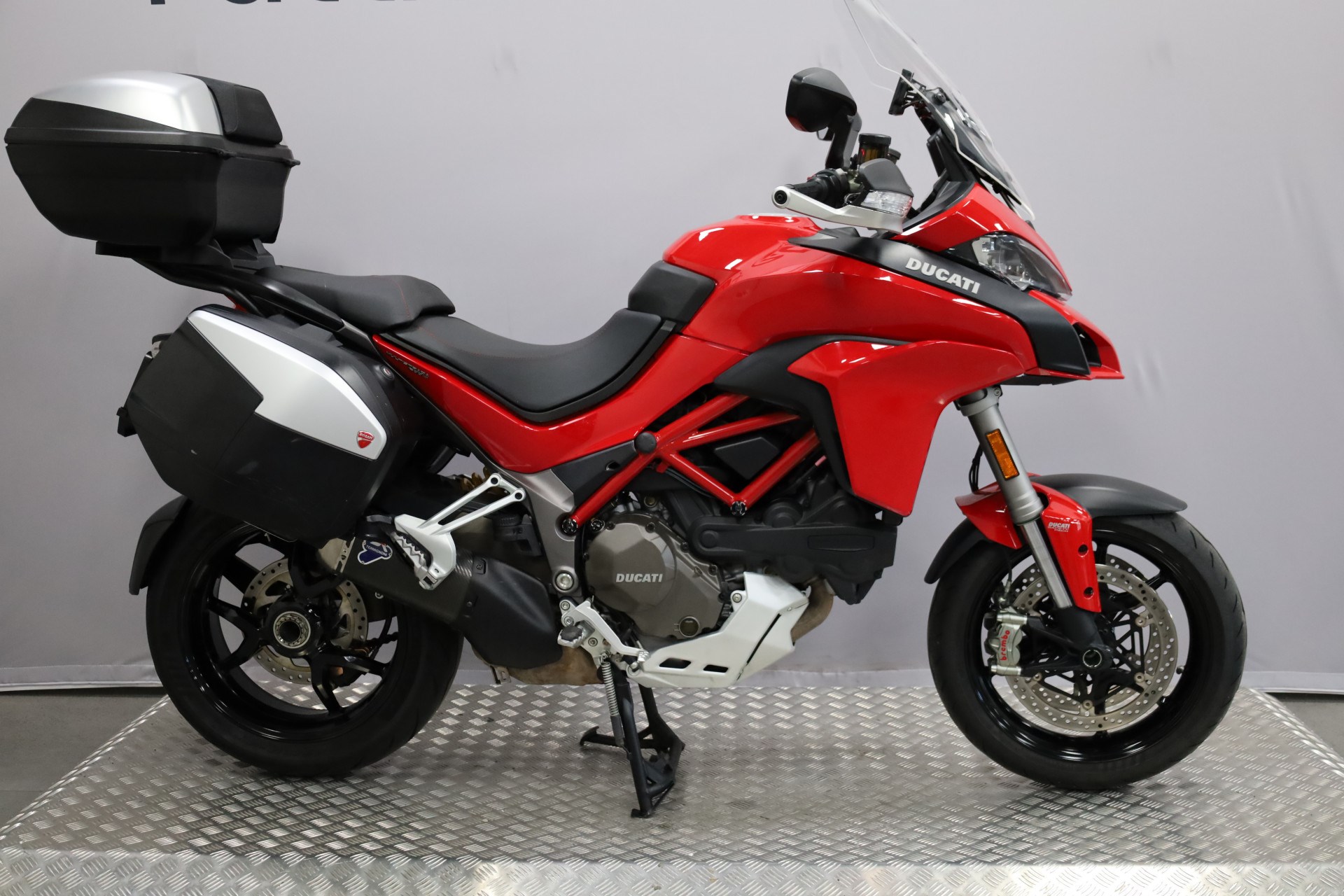 DUCATI Multistrada 1200 ** Garantie jusqu'au 08.07.2025 **-showroom-element-1