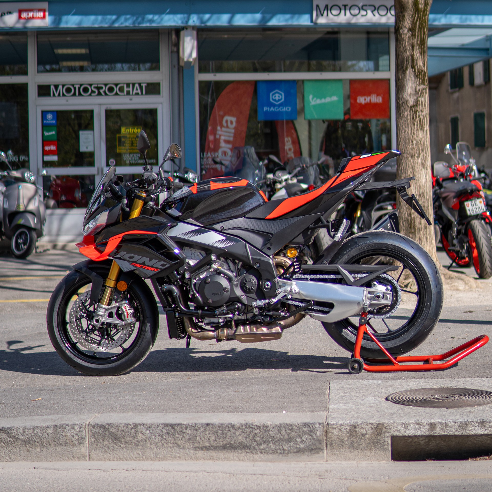 APRILIA Tuono V4 Factory Euro 5+ Dark Kraken