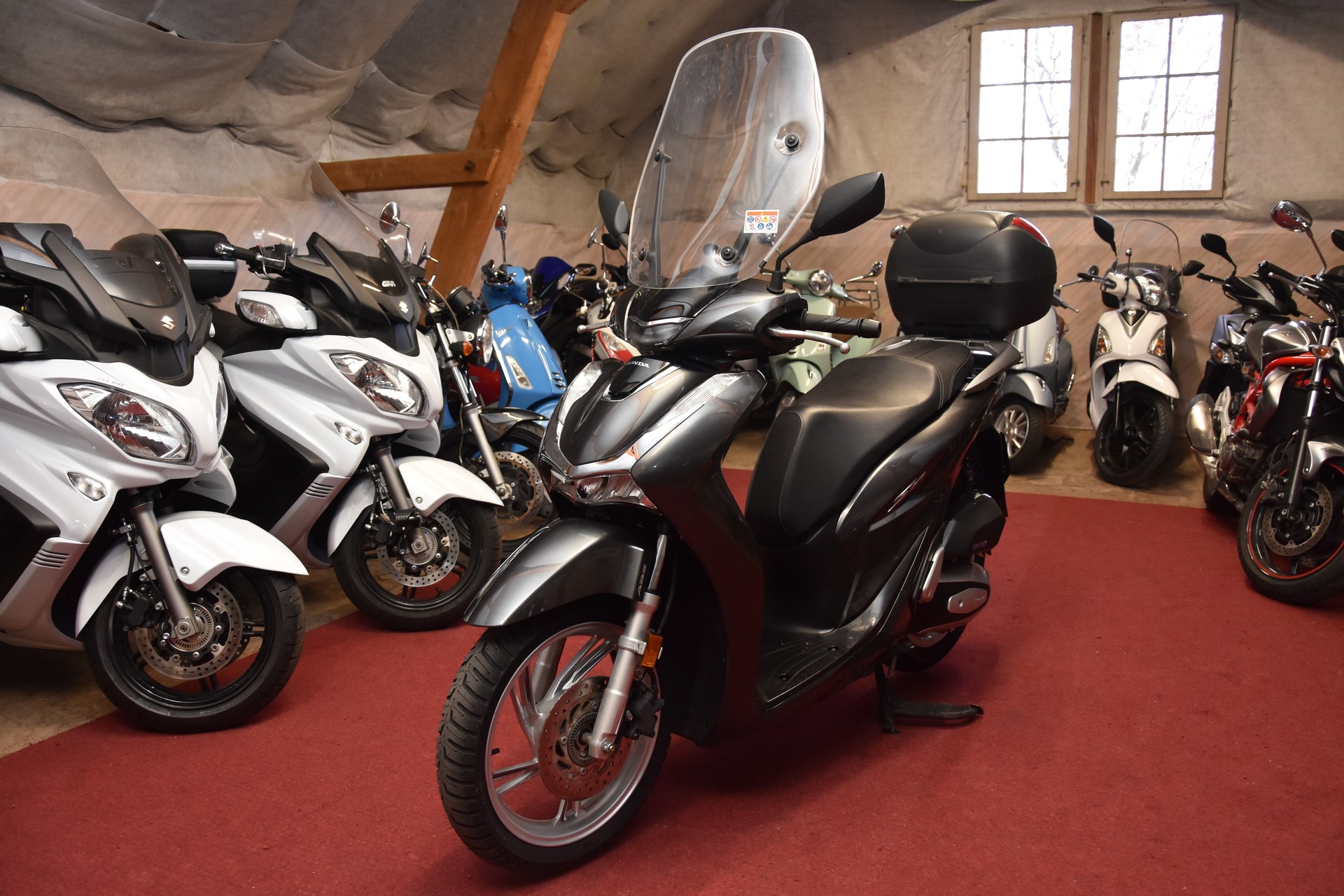 HONDA SH 125 +