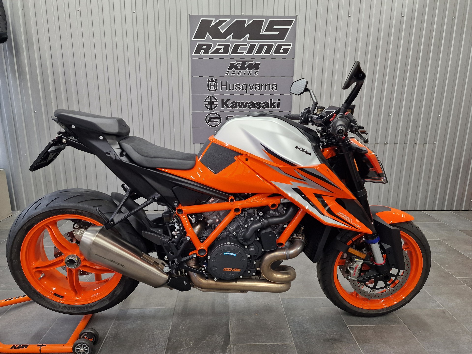 KTM 1290 Super Duke R  EVO