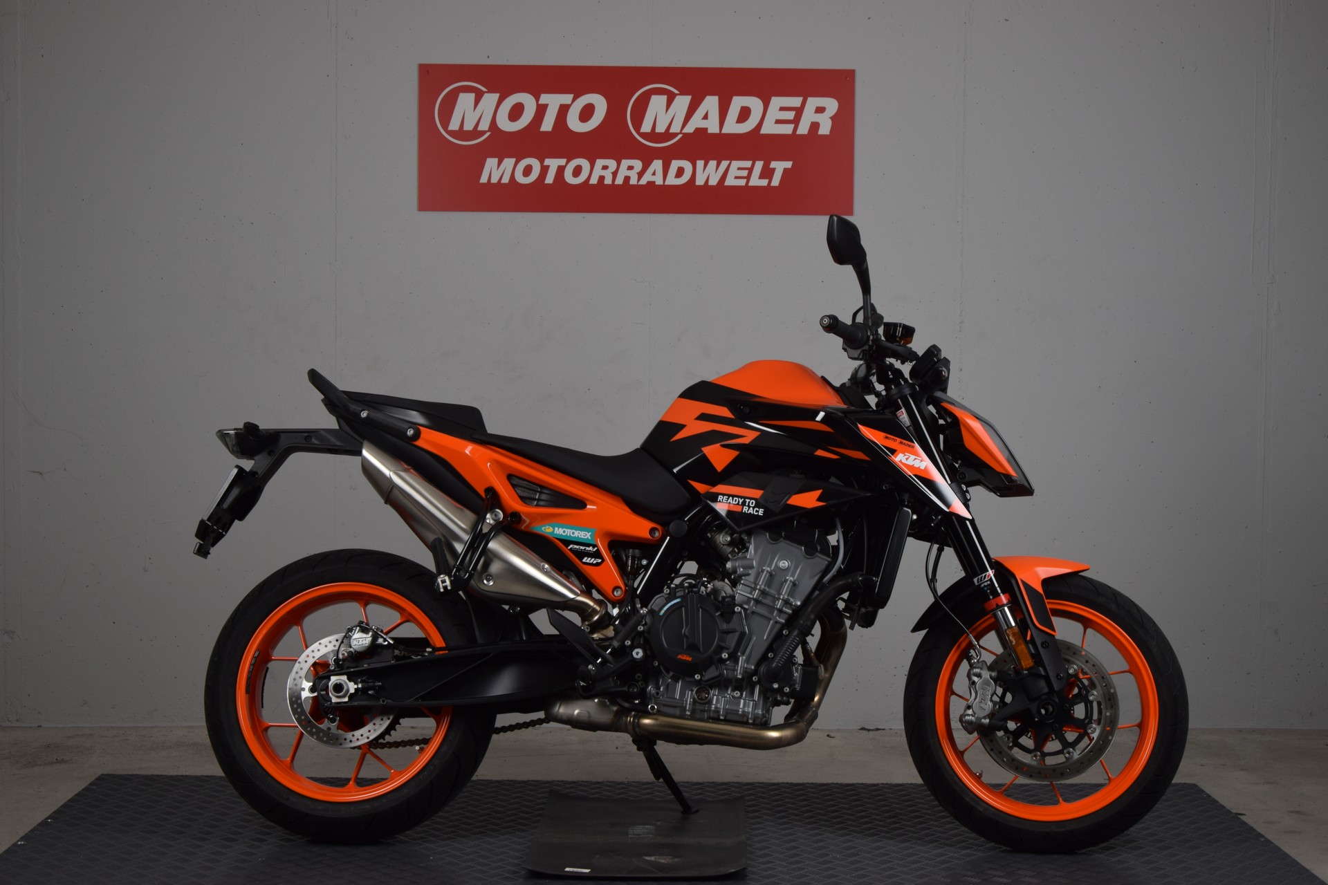 KTM 890 Duke GP