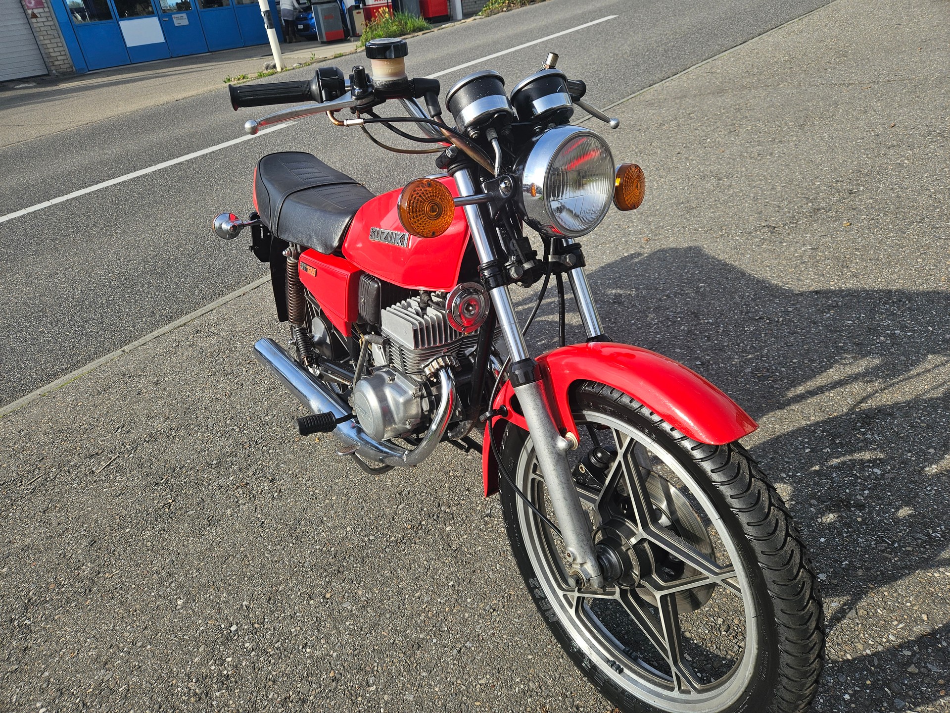 SUZUKI GT 125-image-4